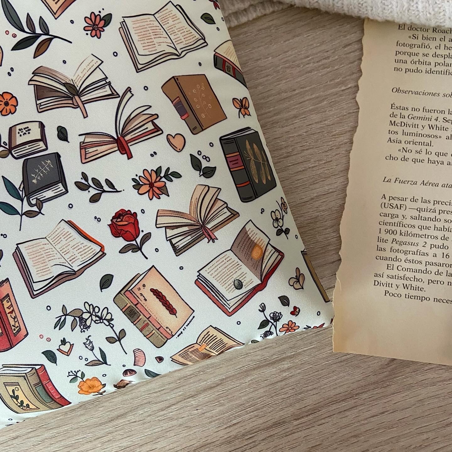 Funda literaria bookish