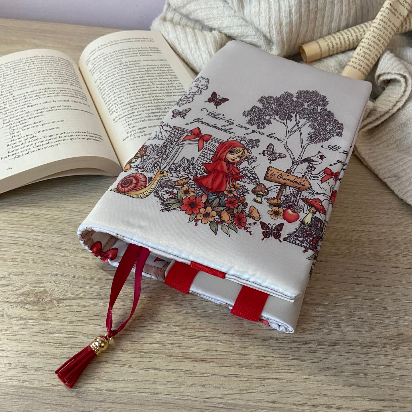 Funda ajustable Caperucita roja