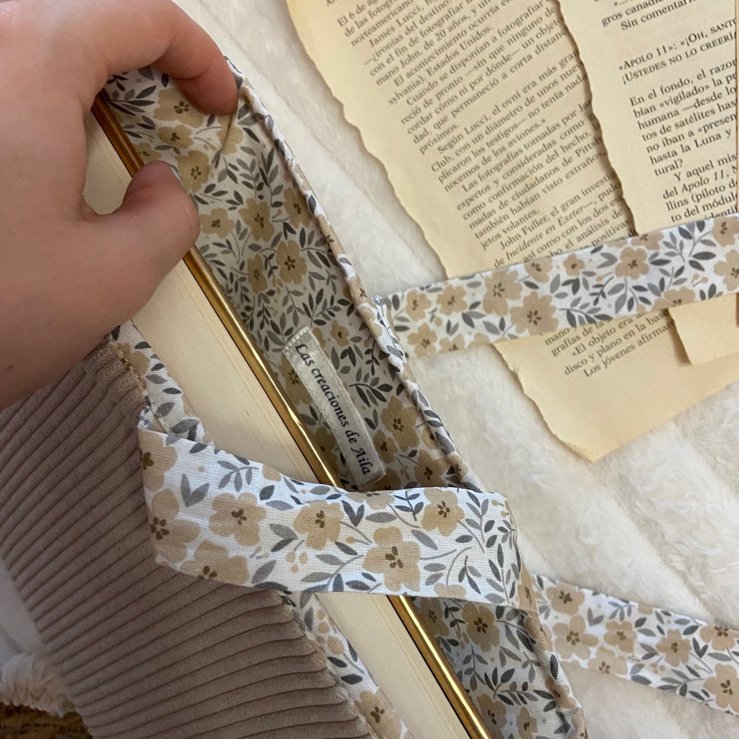 Funda literaria Versalles de pana