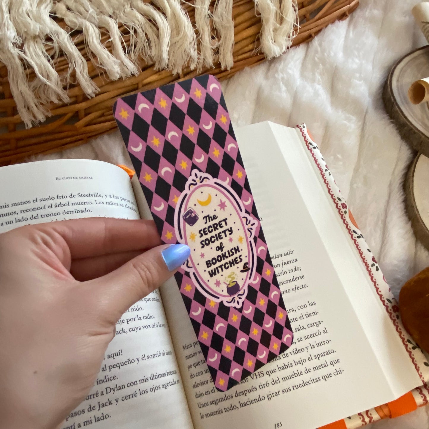 Marcapáginas The secret society of bookish witches