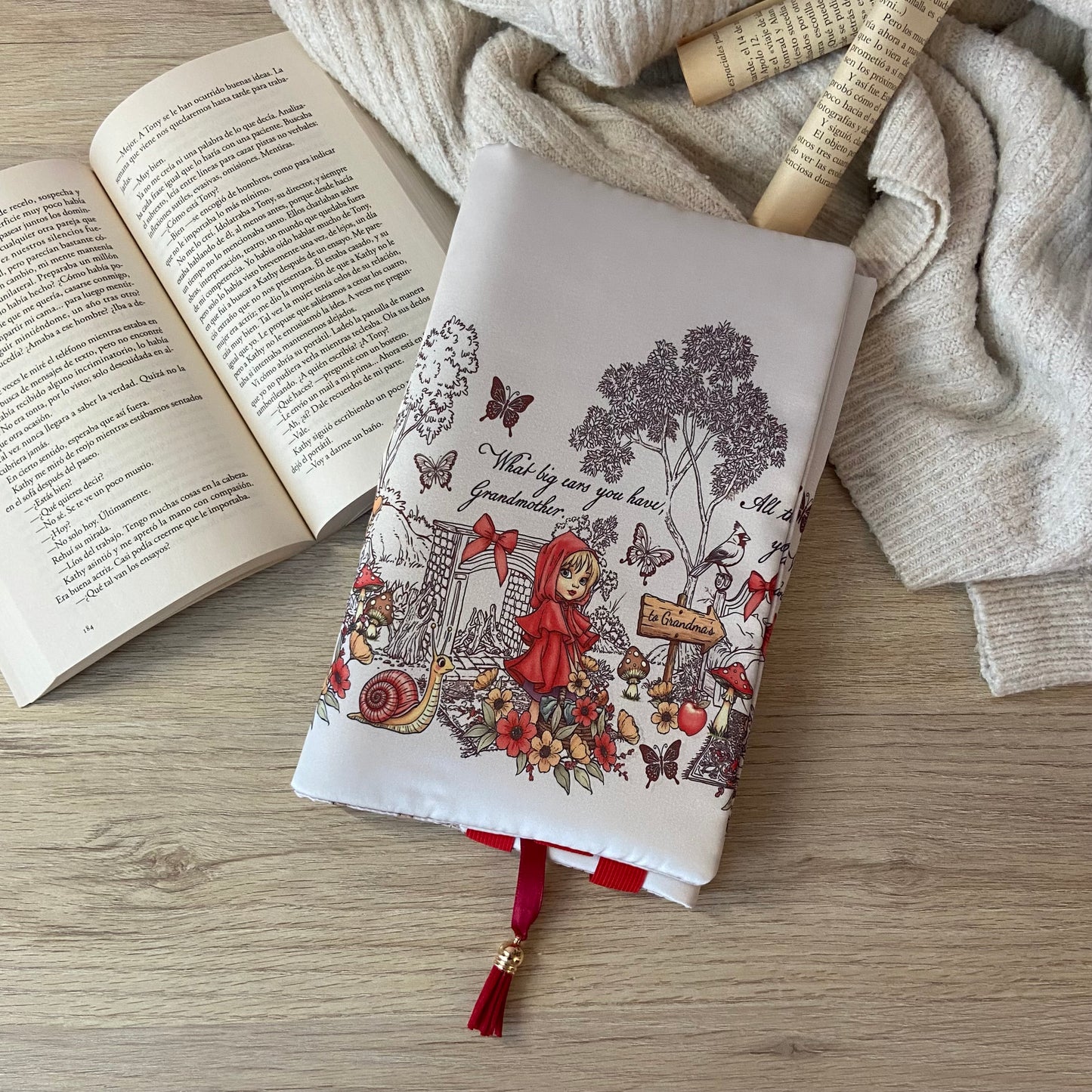 Funda ajustable Caperucita roja