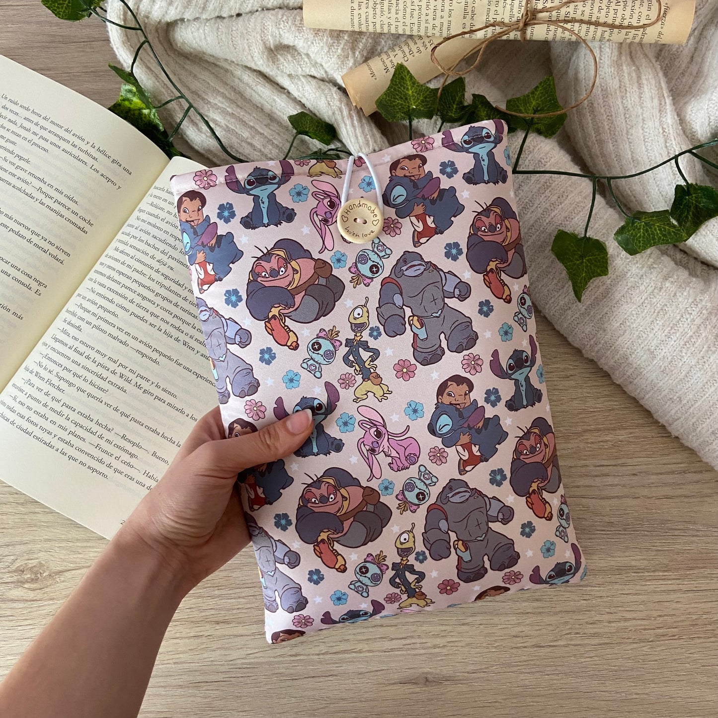 Funda literaria Stitch uno