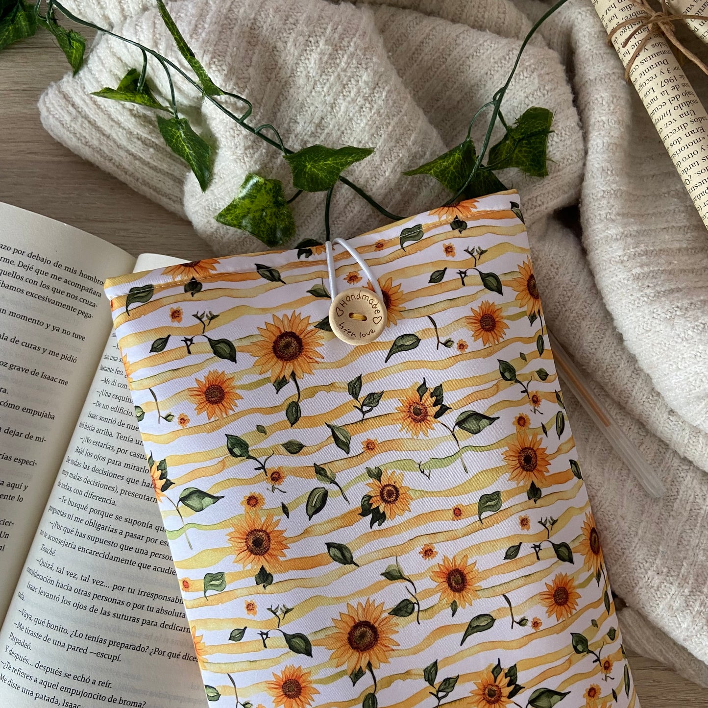 Funda literaria tus girasoles