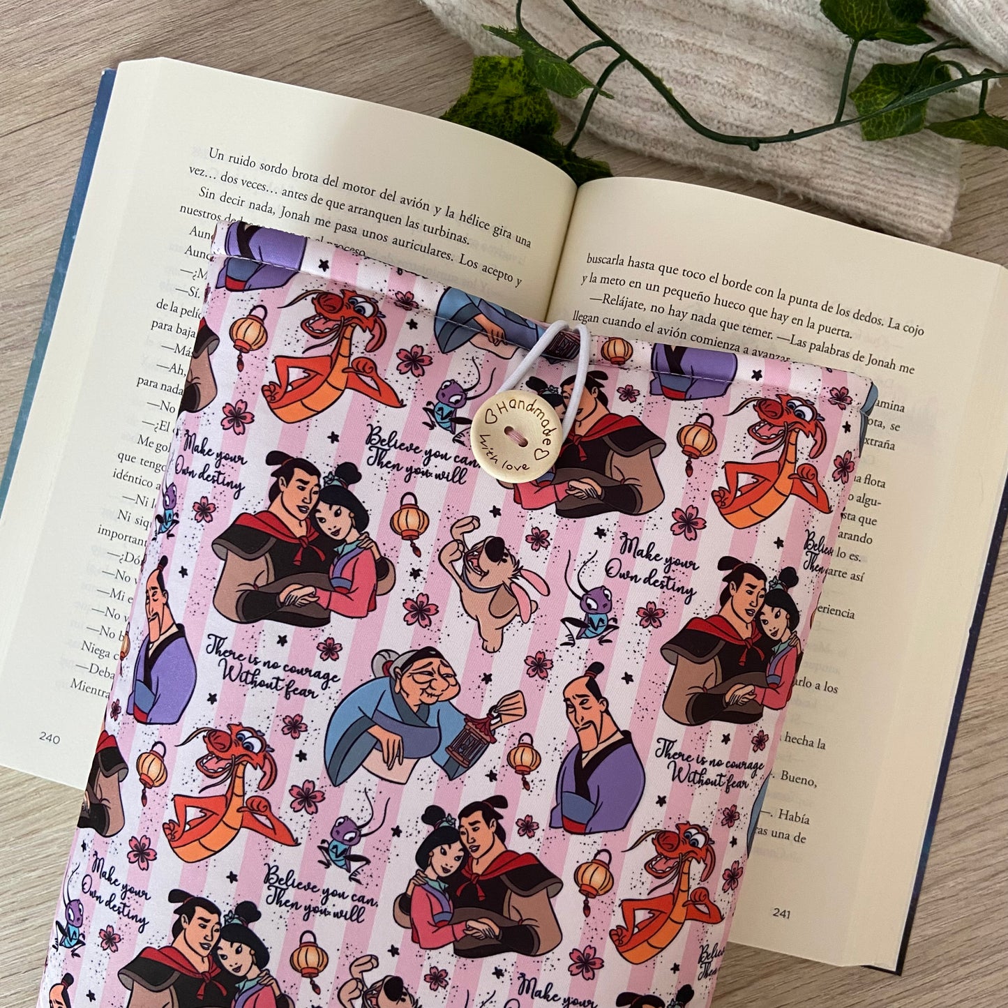 Funda literaria Mulán