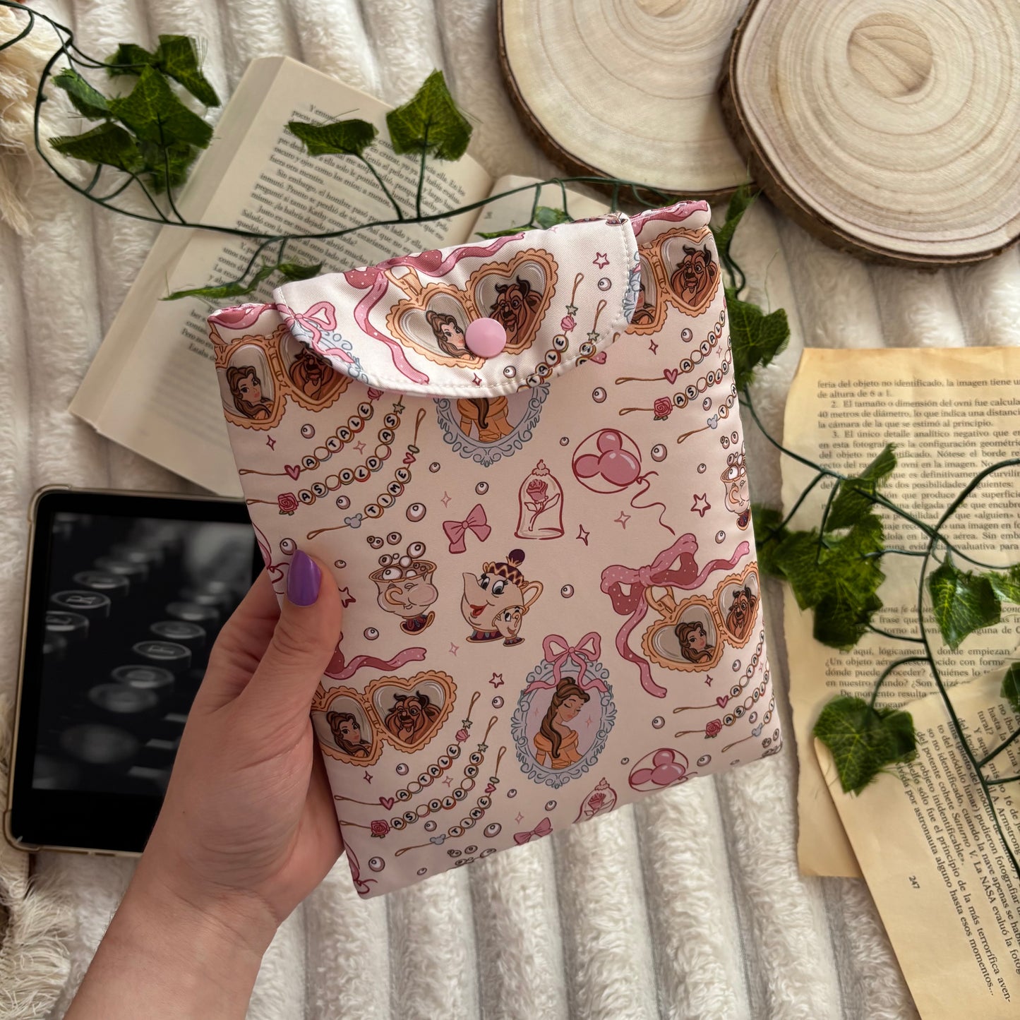 Funda kindle/kobo libra colour Tale as old as time Bella y Bestia