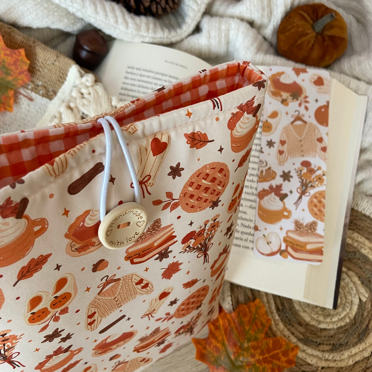 Funda literaria here comes the Autumn