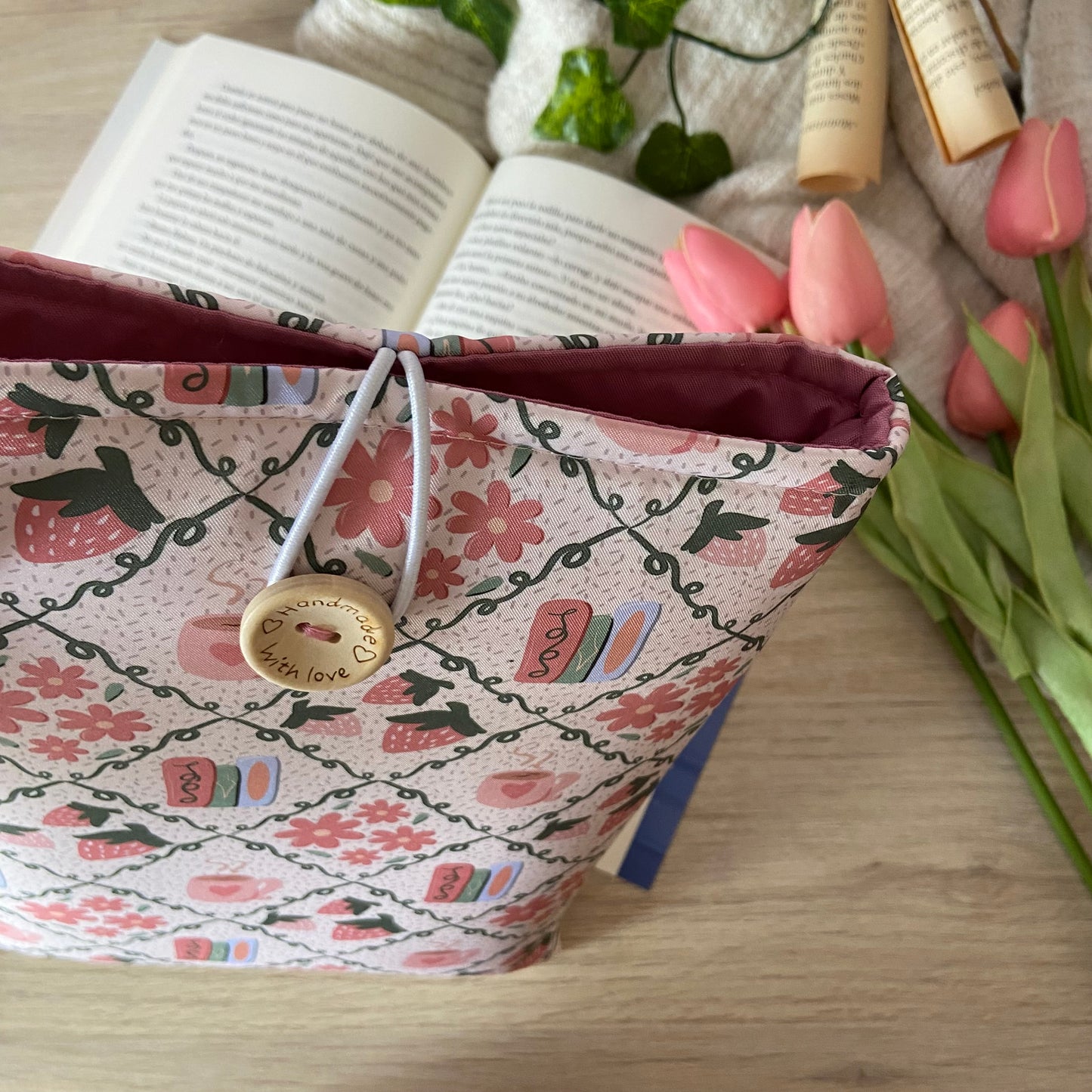 Funda literaria lectura en primavera
