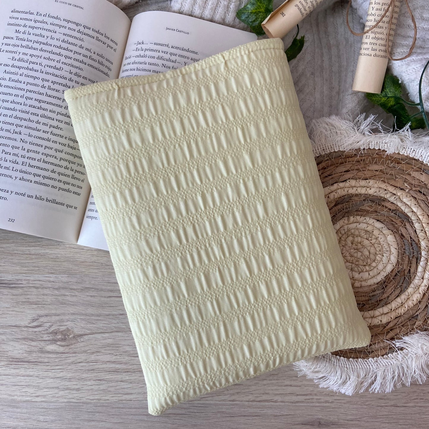 Funda literaria girasoles y limones con bolsillo