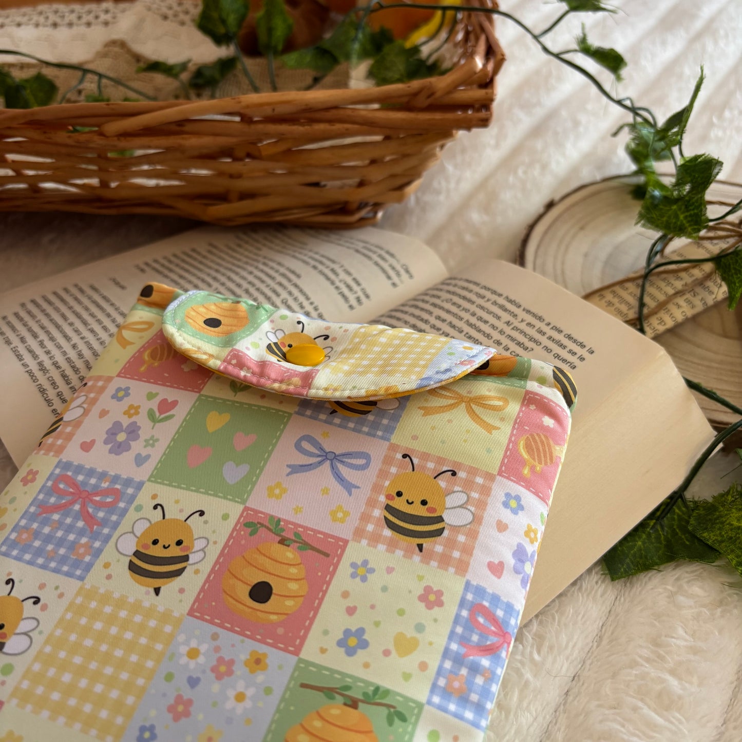 Funda kindle/kobo libra colour abejitas