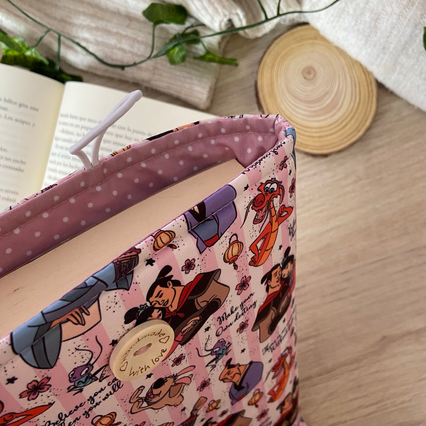 Funda literaria Mulán