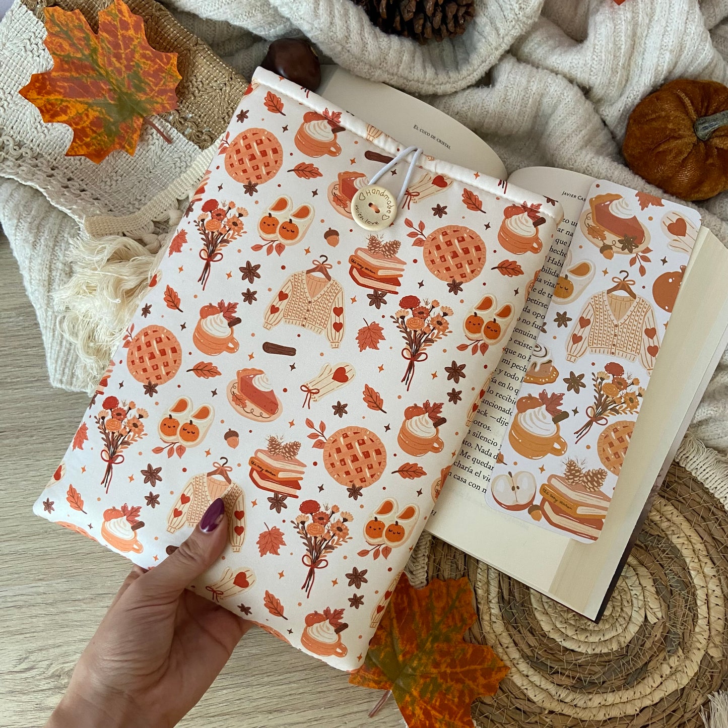 Funda literaria here comes the Autumn