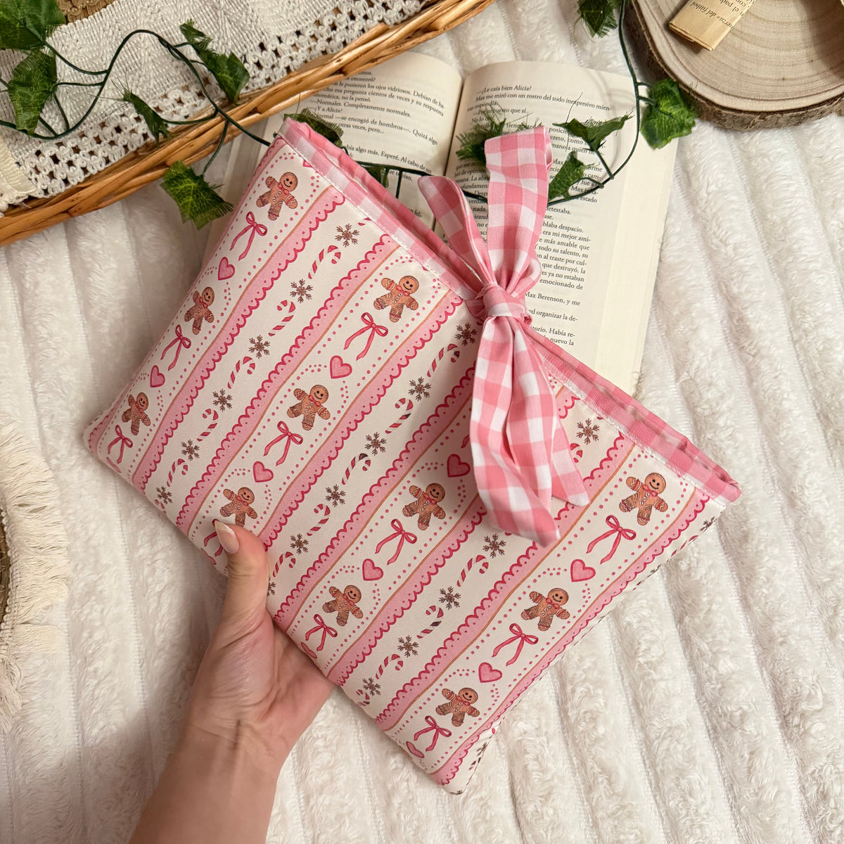 Funda literaria Gingerbread con lazo