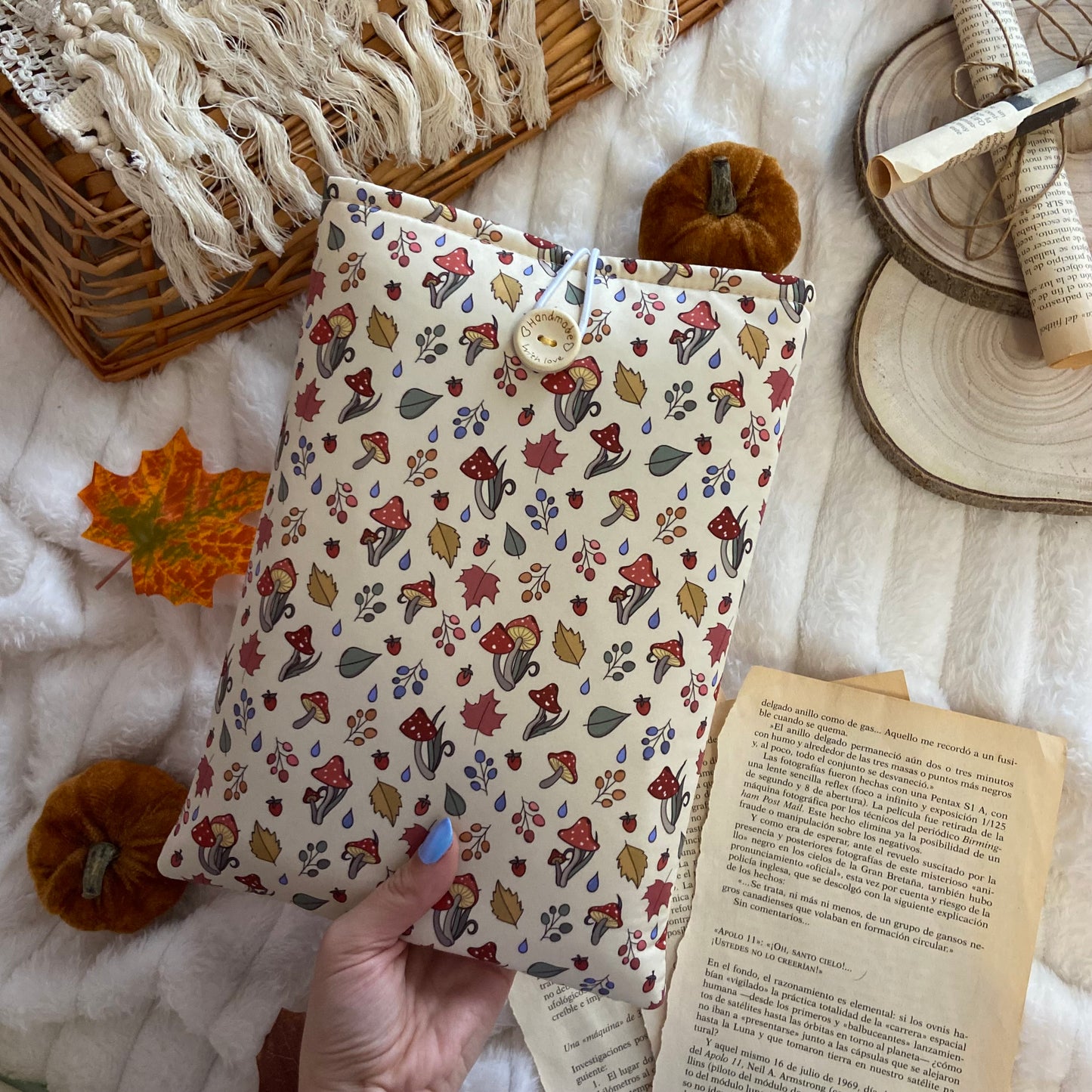 Funda literaria lectura en otoño
