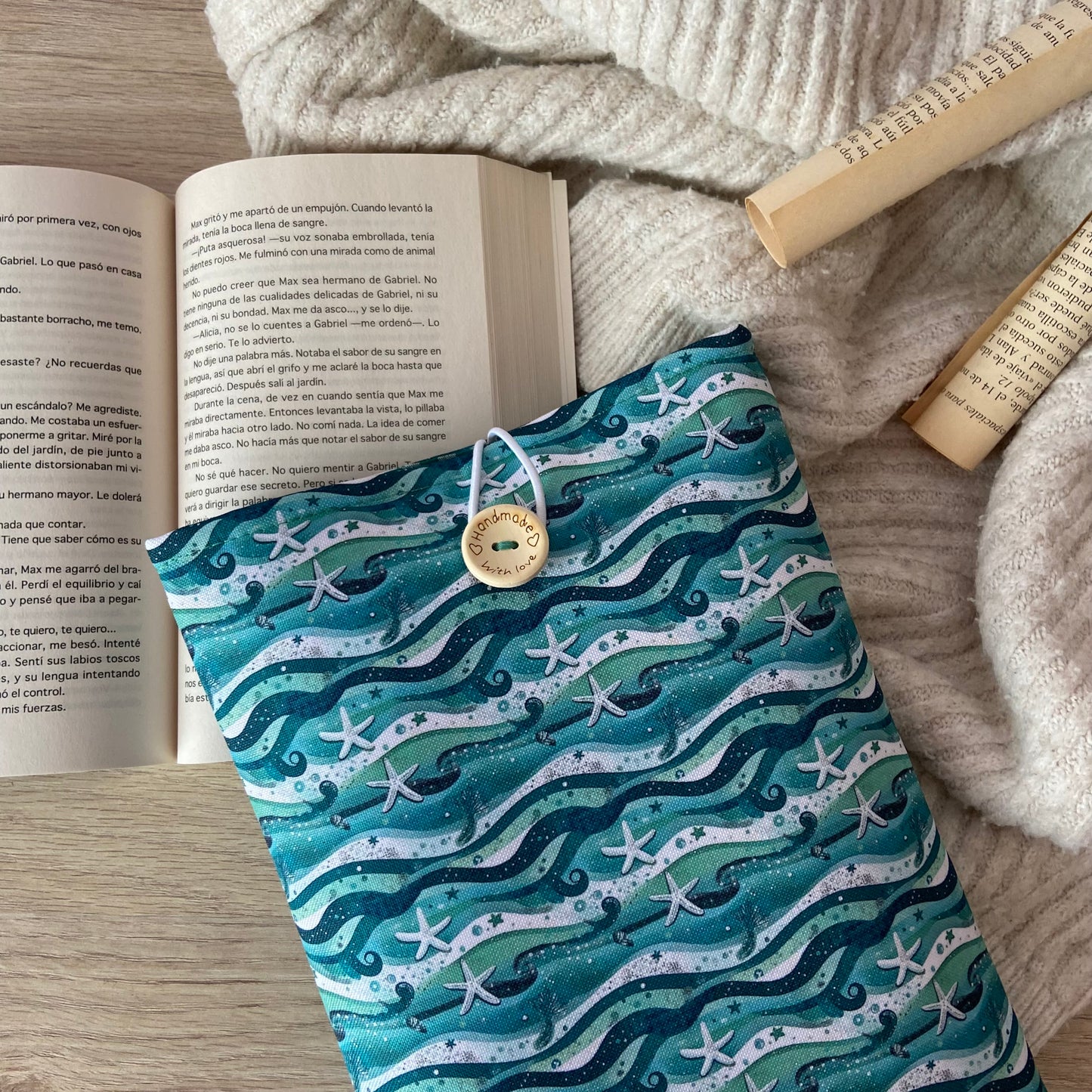 Funda literaria en el mar impermeable