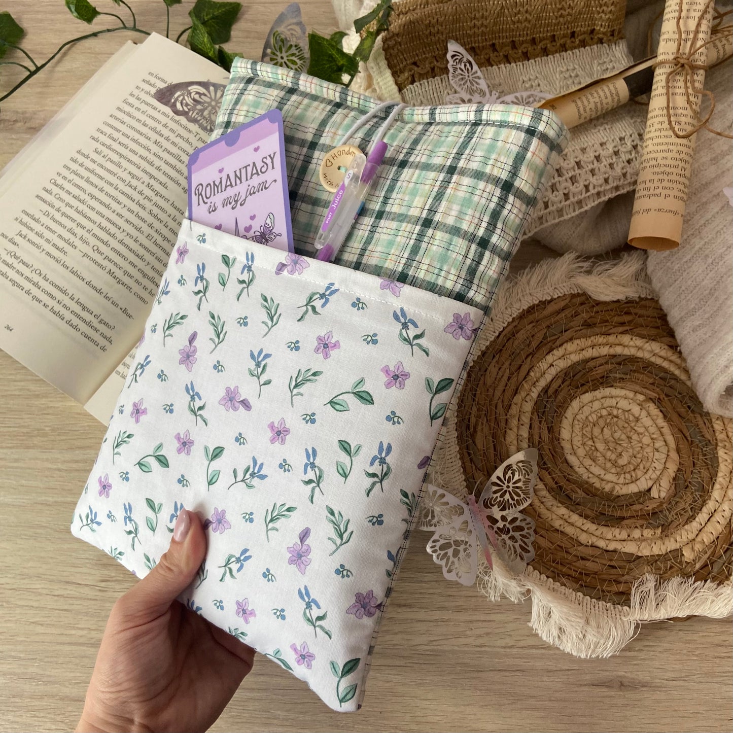 Funda literaria Atenea con bolsillo