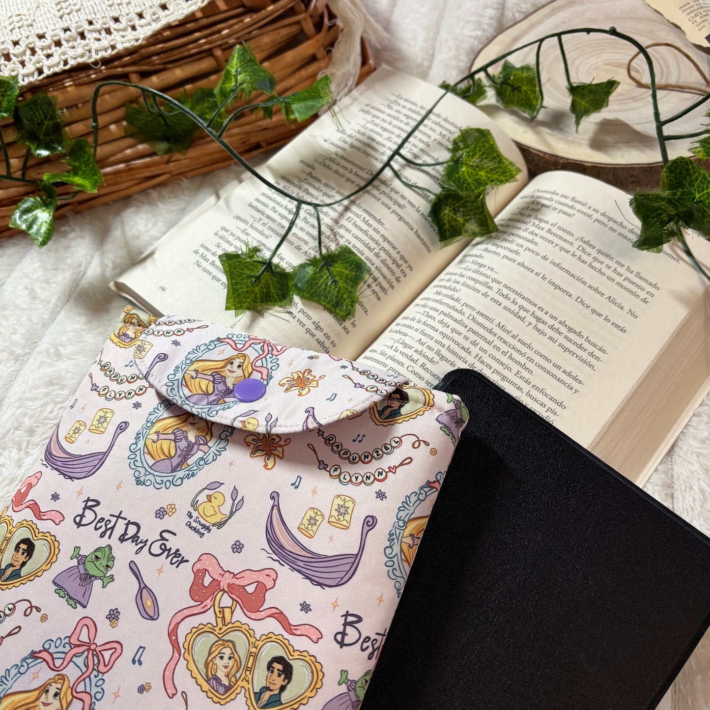 Funda kindle/kobo libra colour Rapunzel y Finn