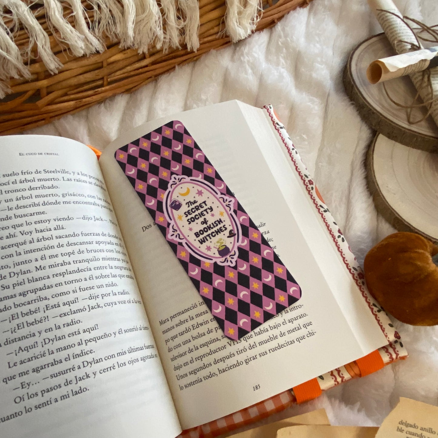Marcapáginas The secret society of bookish witches