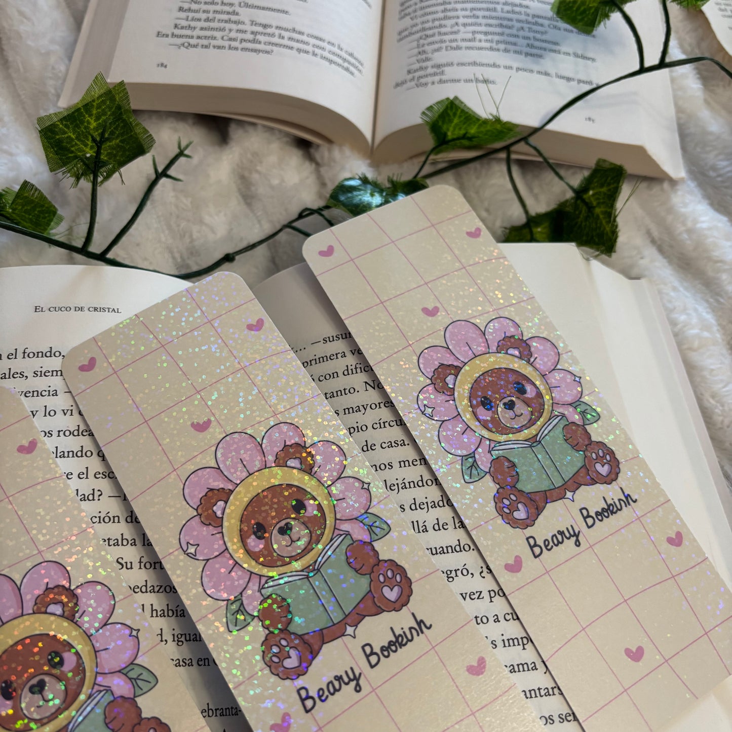 Marcapáginas Beary bookish primavera holográfico