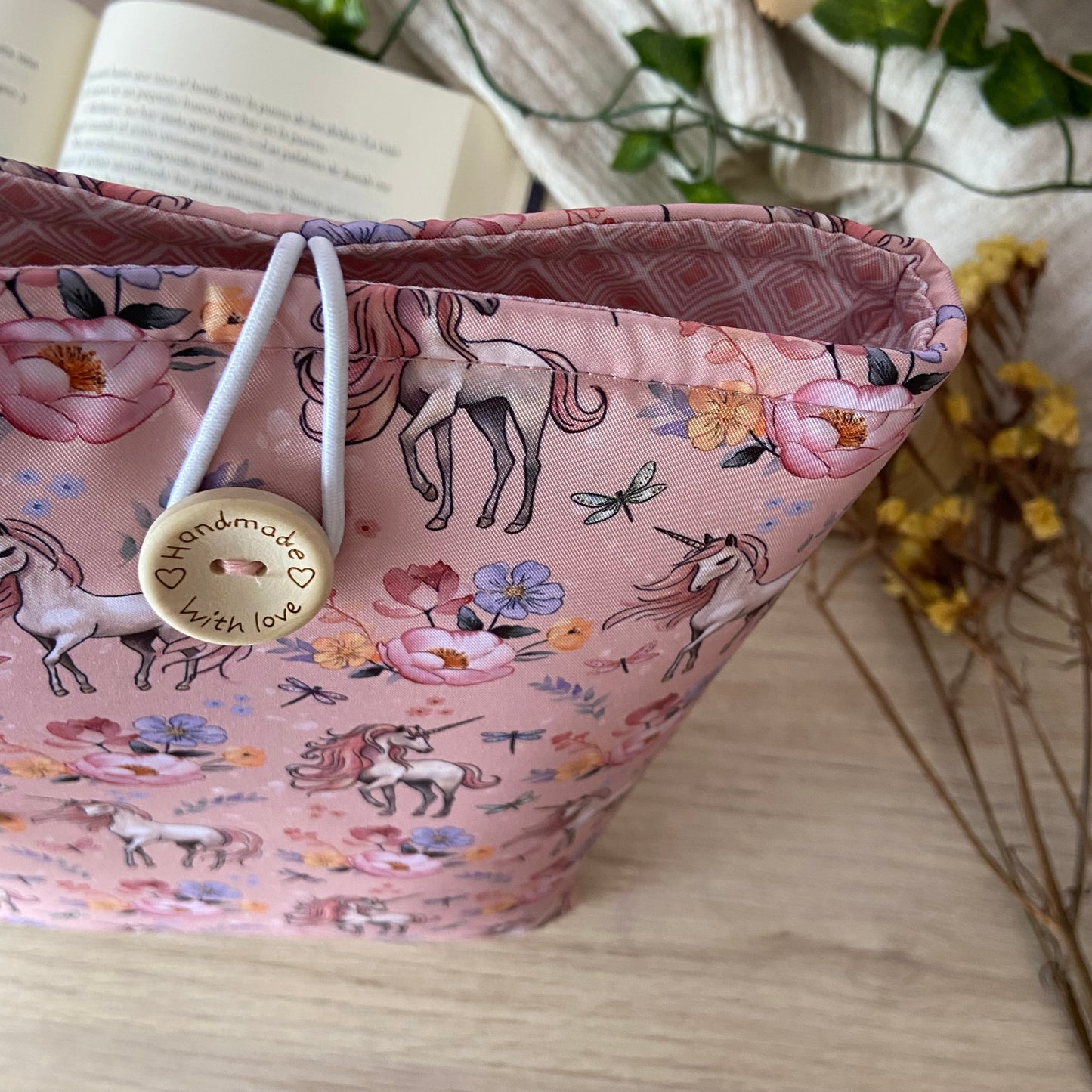 Funda literaria unicornios