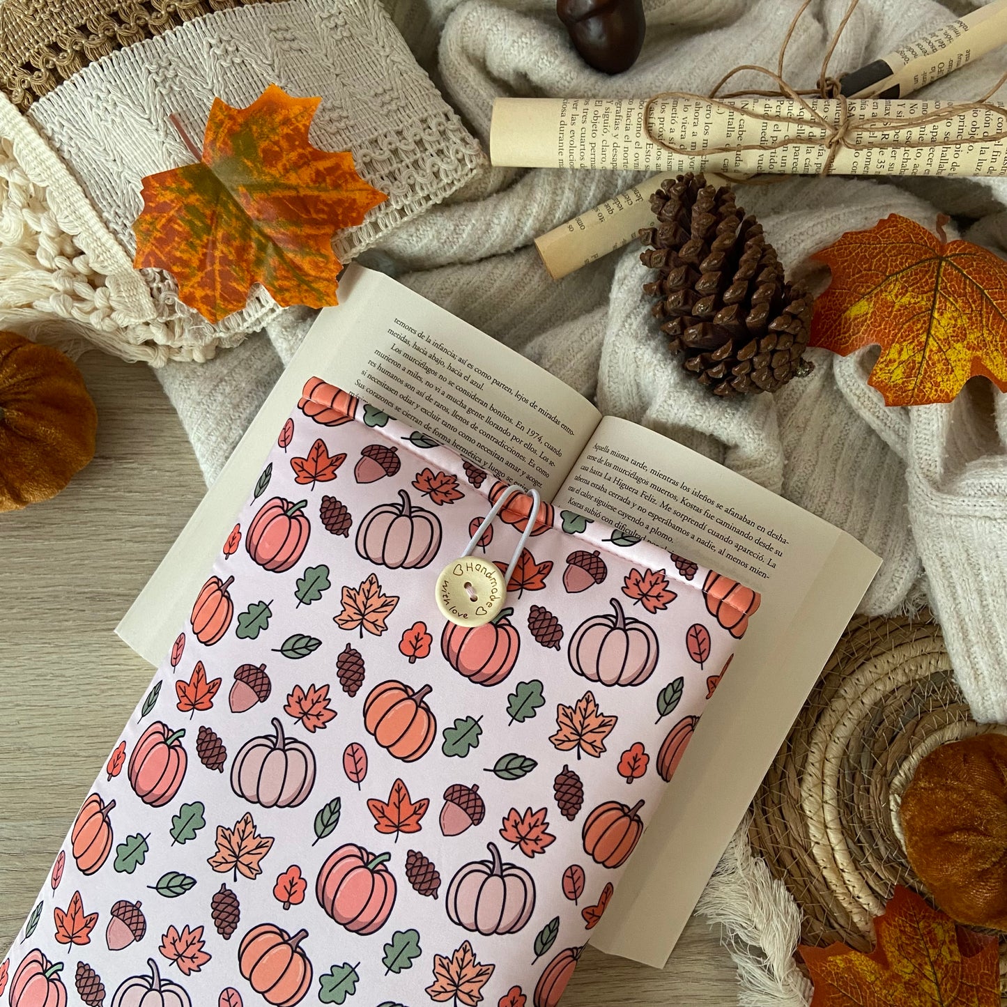 Funda literaria calabazas en otoño