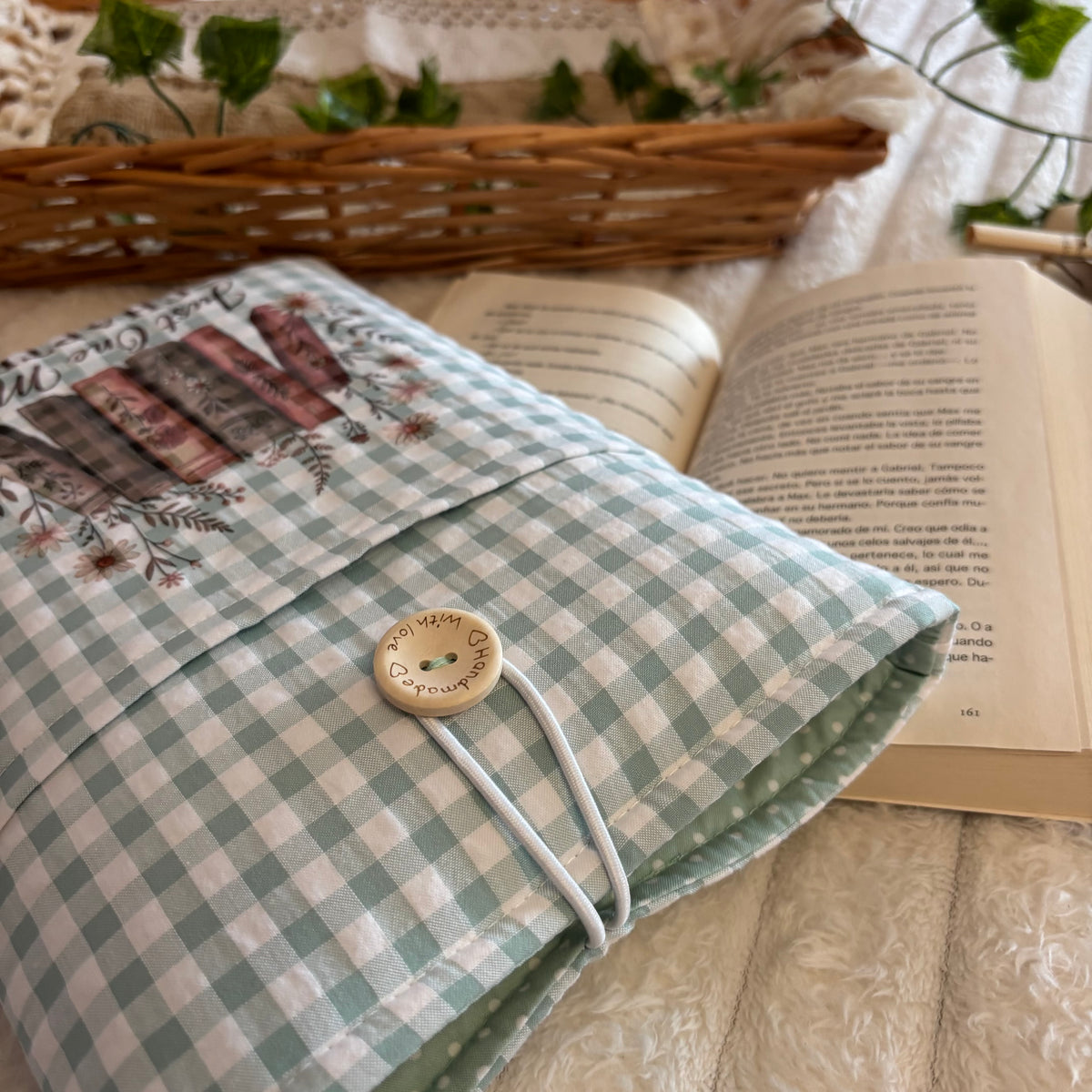 Funda literaria Just one more chapter vichy con bolsillo
