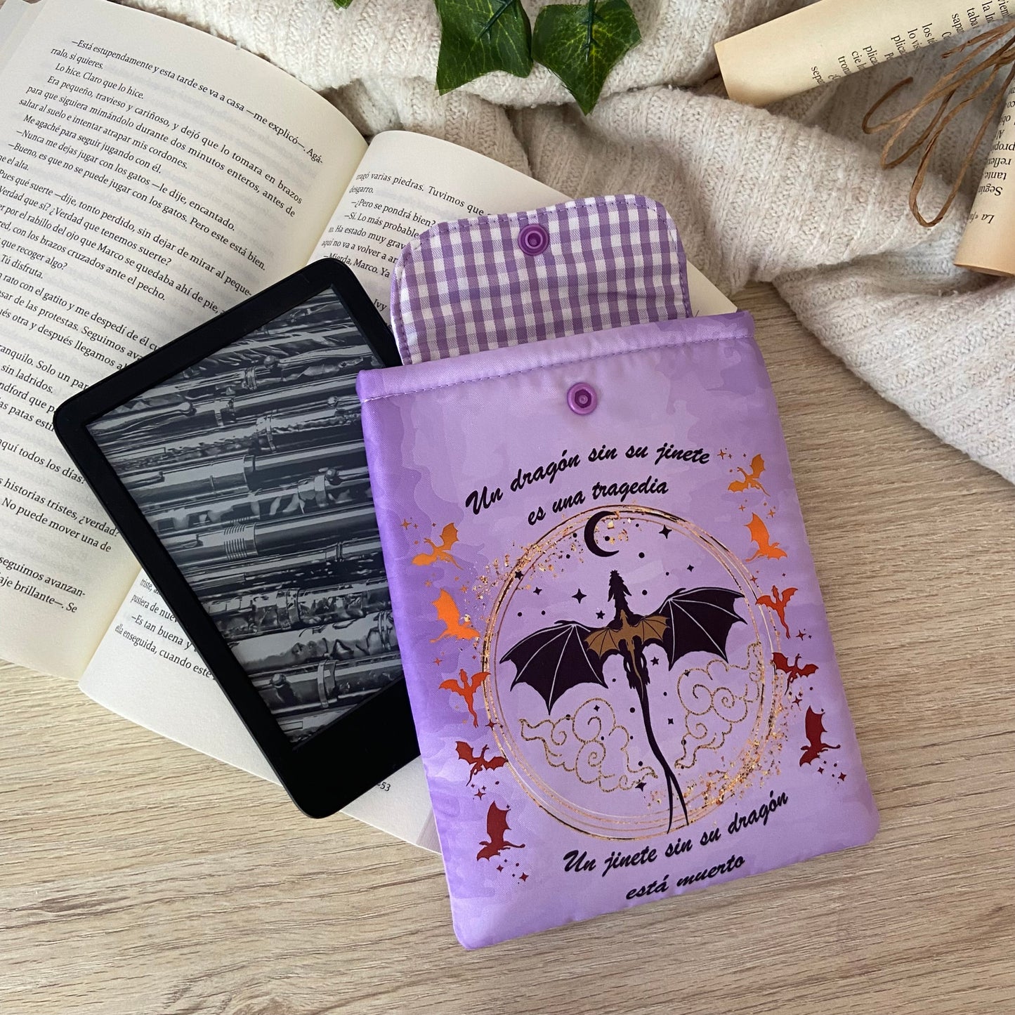 Funda kindle/kobo libra colour Alas de hierro