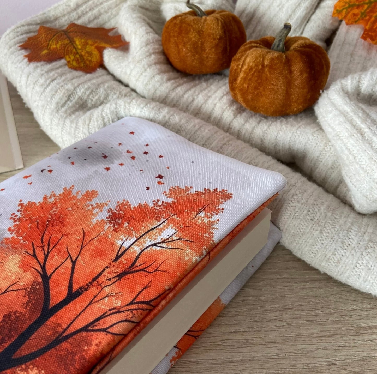 Funda ajustable paisaje otoñal