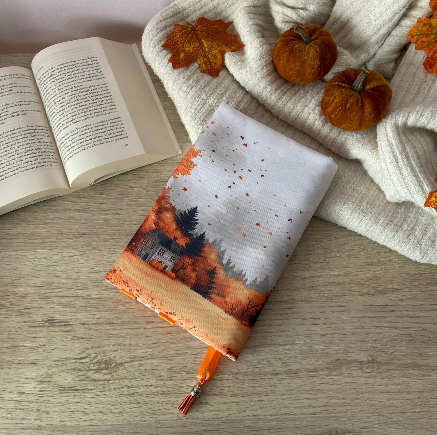 Funda ajustable paisaje otoñal