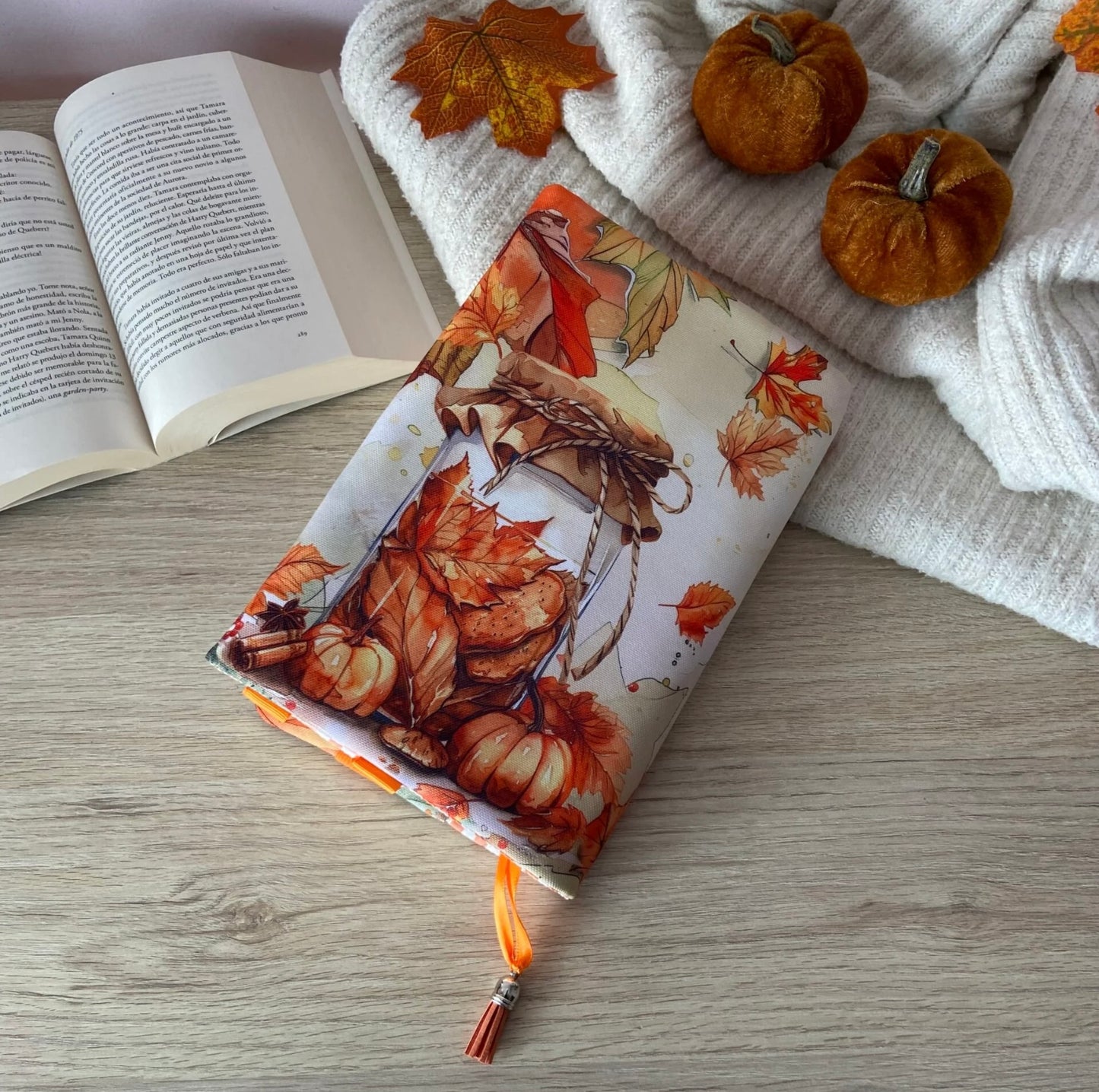 Funda ajustable gnomo de otoño