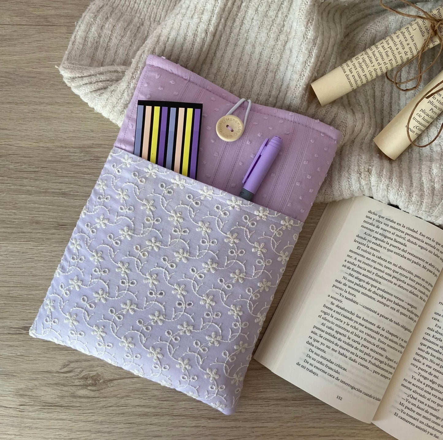 Funda literaria Violet con bolsillo