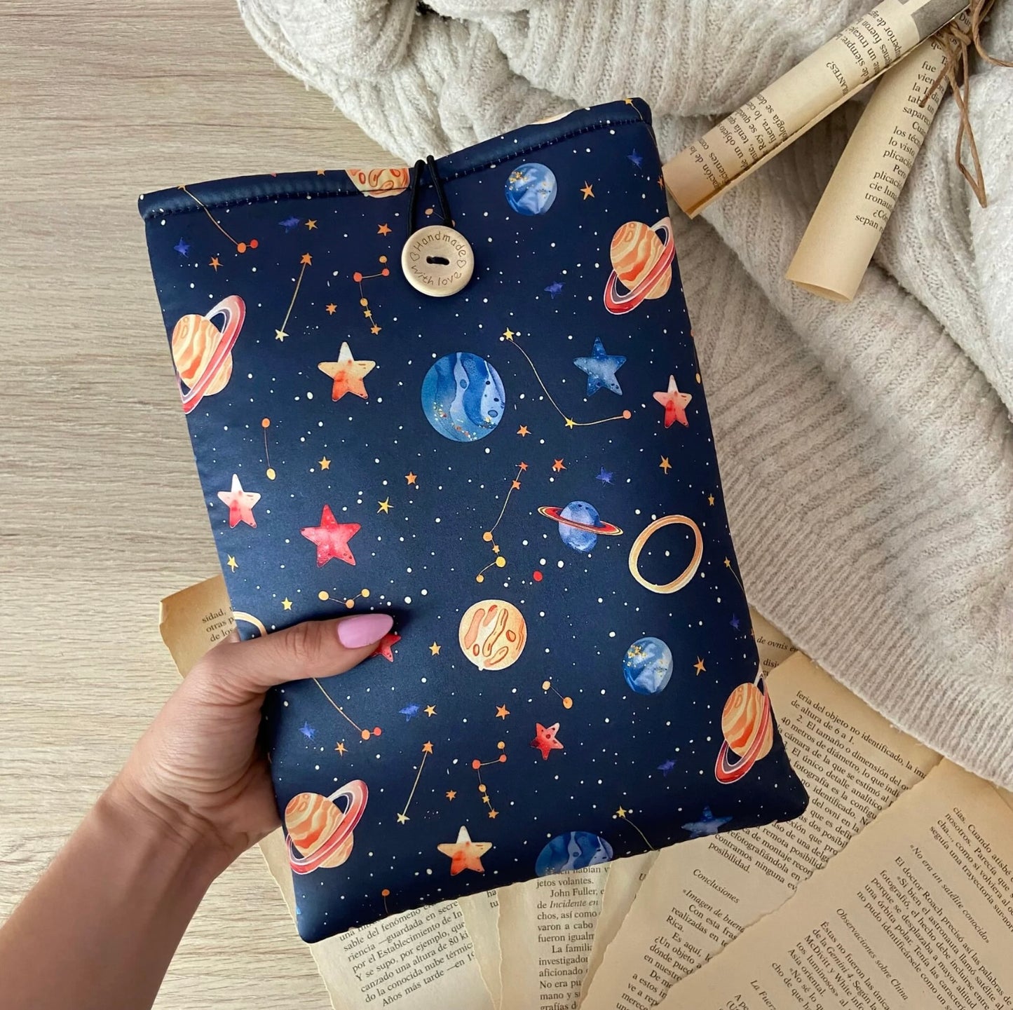 Funda literaria Space