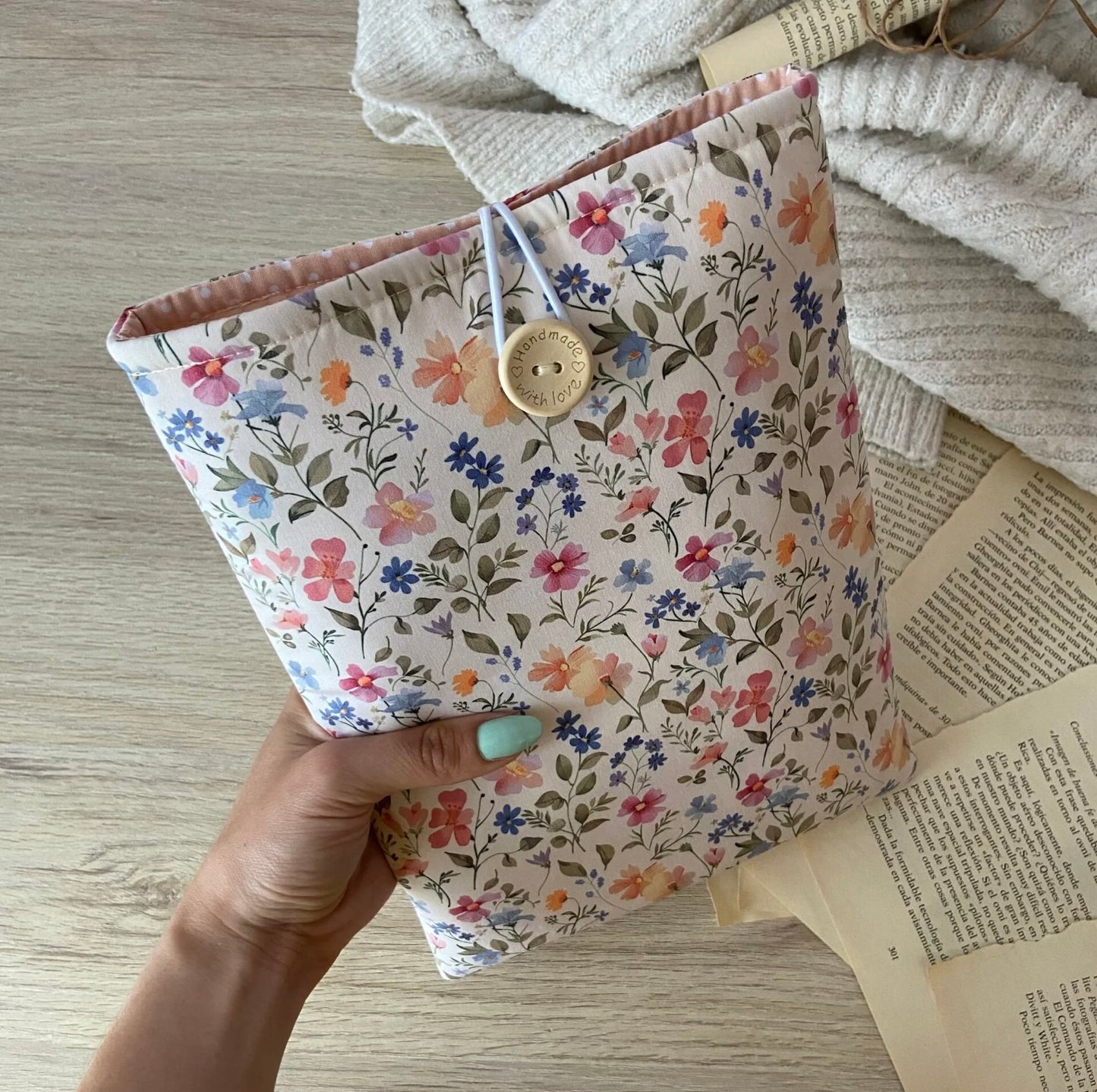 Funda literaria Iris