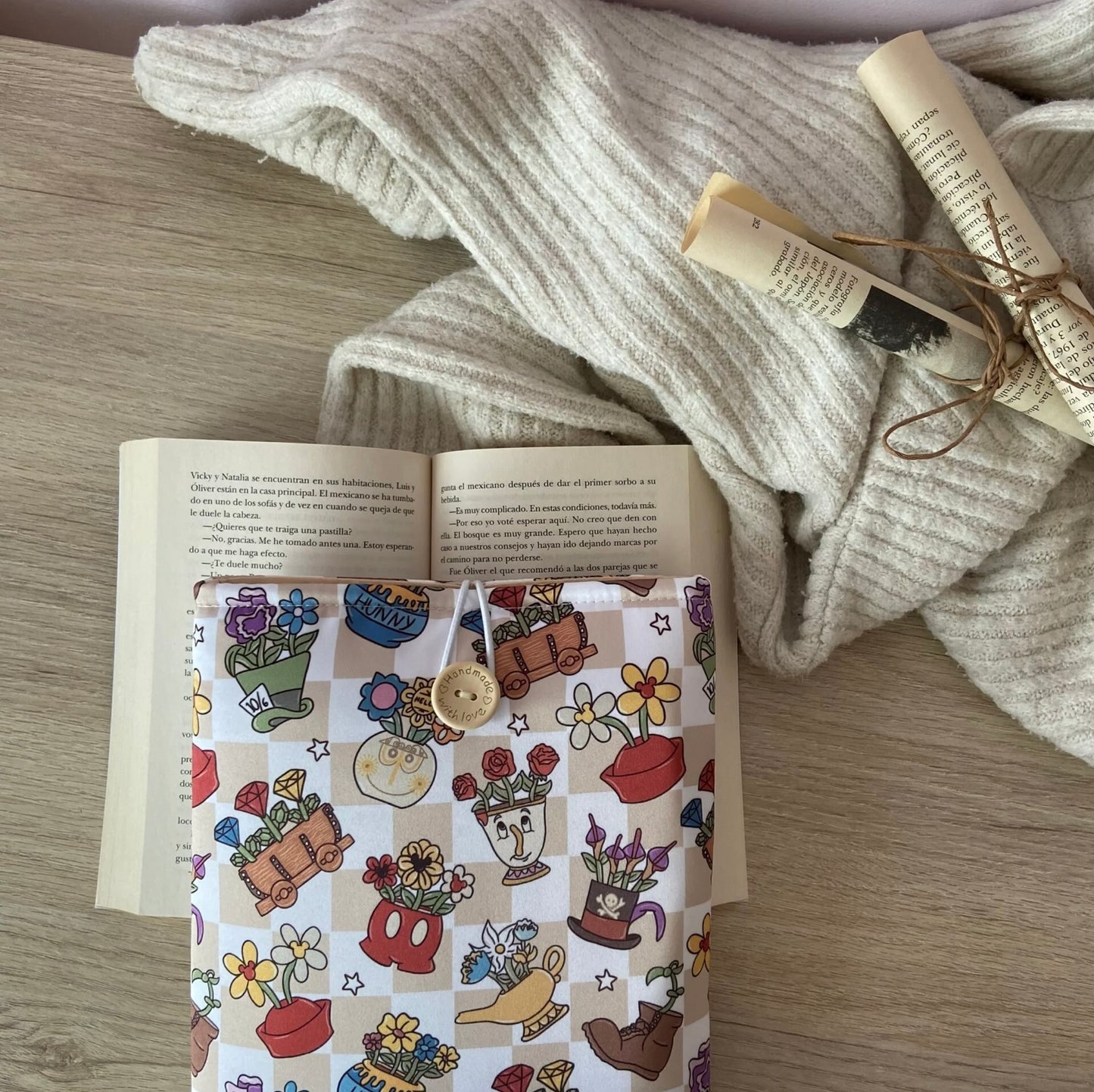Funda literaria happy Disney