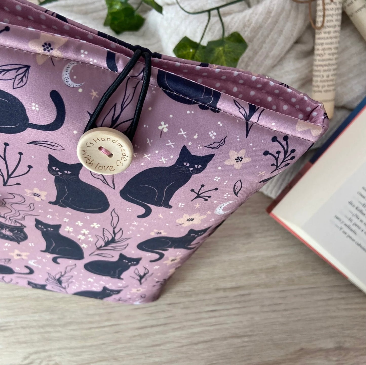 Funda literaria mystical cat