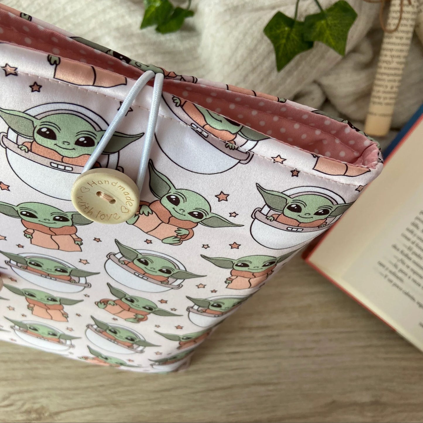 Funda literaria Yoda