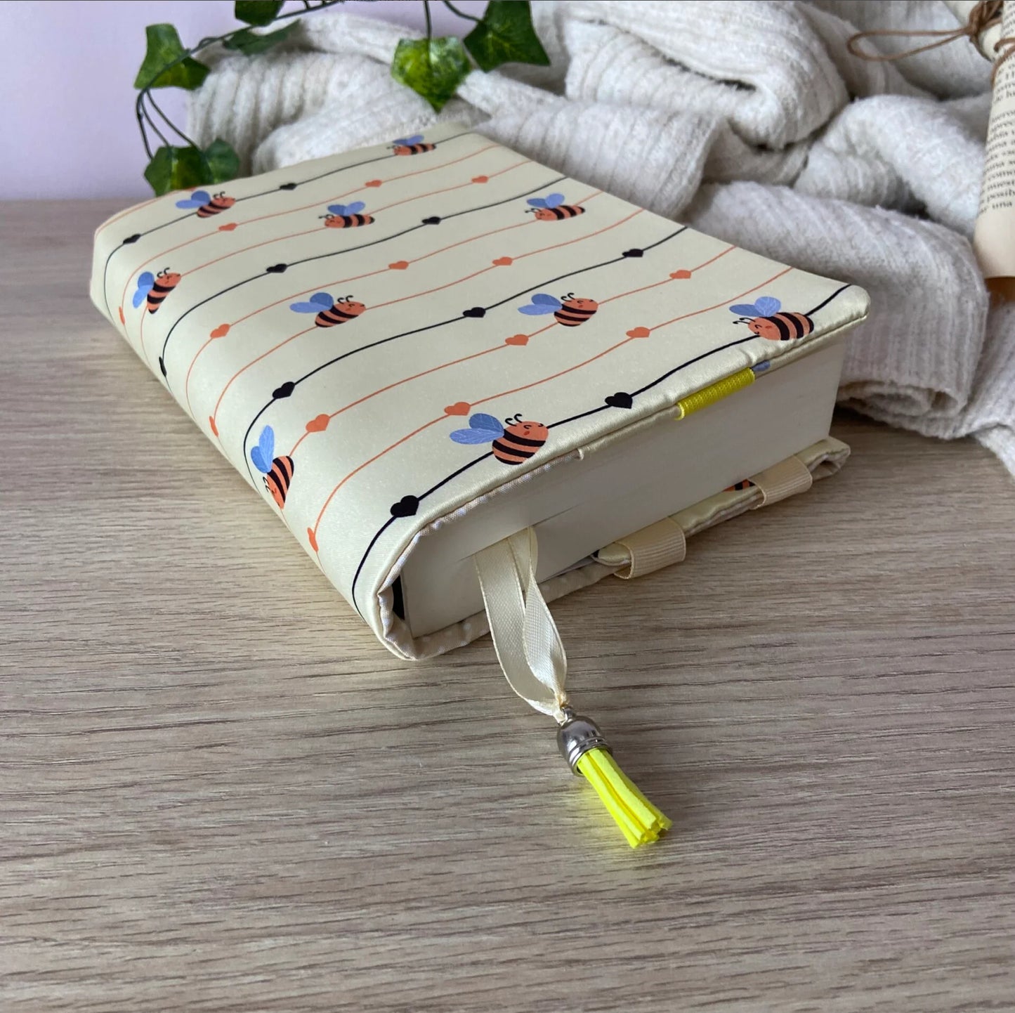 Funda ajustable abejitas