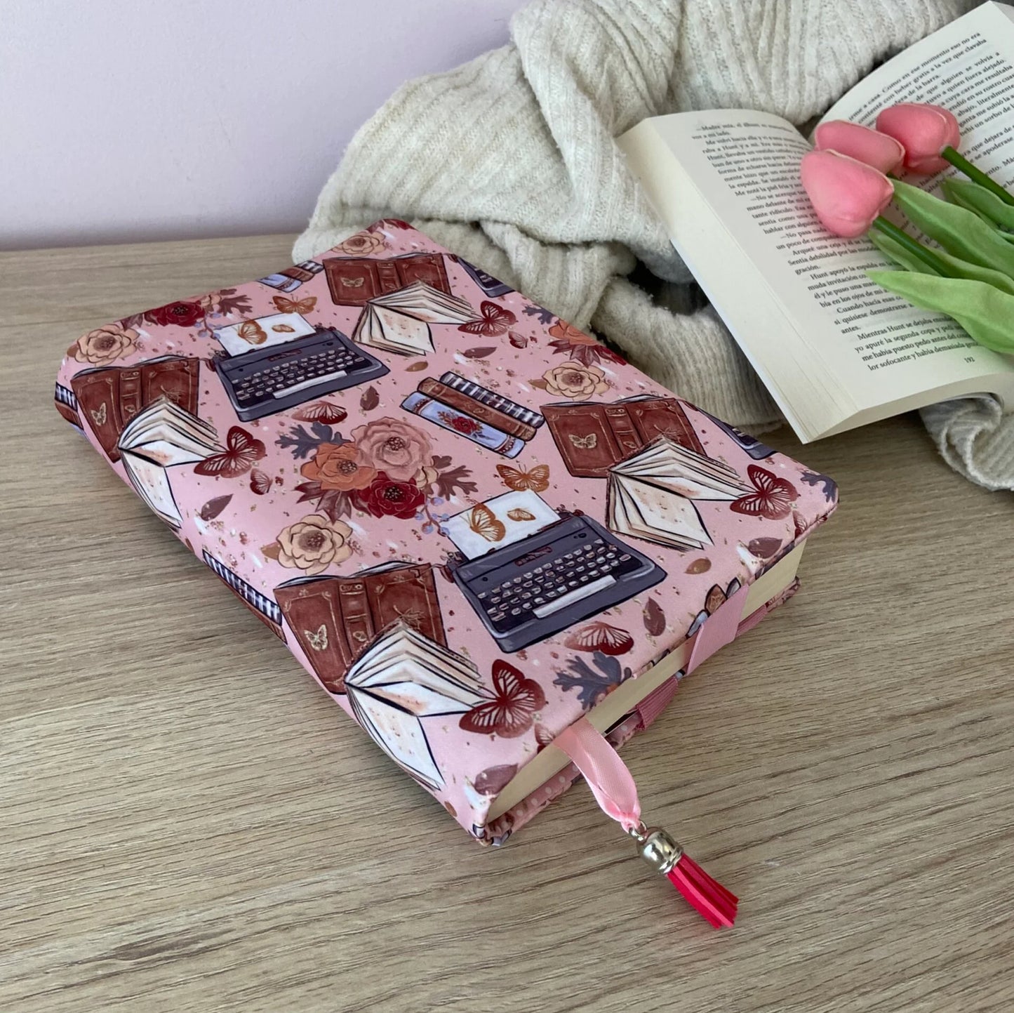 Funda ajustable libros y máquinas de escribir
