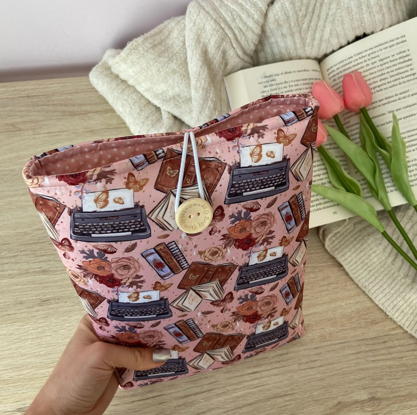 Funda literaria libros y máquinas de escribir