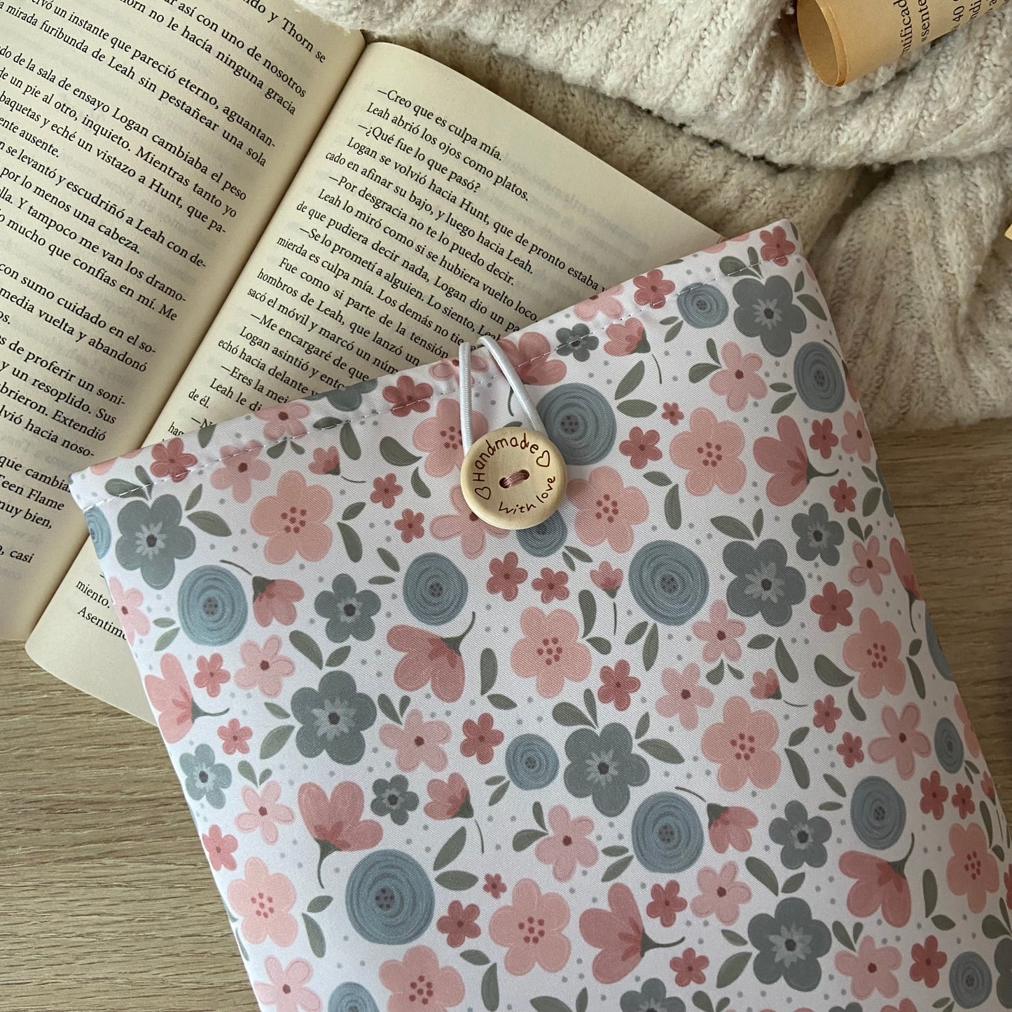 Funda literaria Rhy