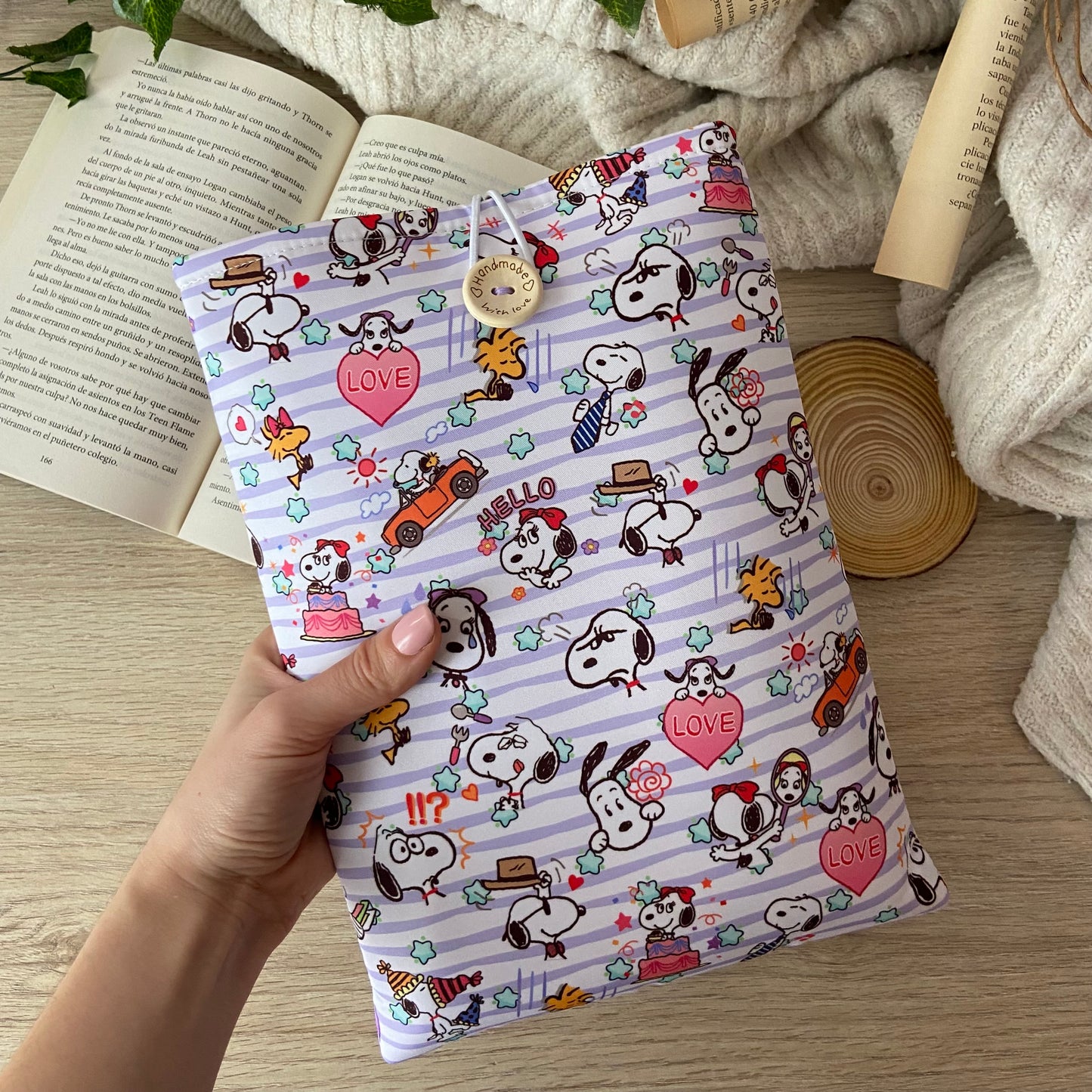 Funda literaria busy Snoopy