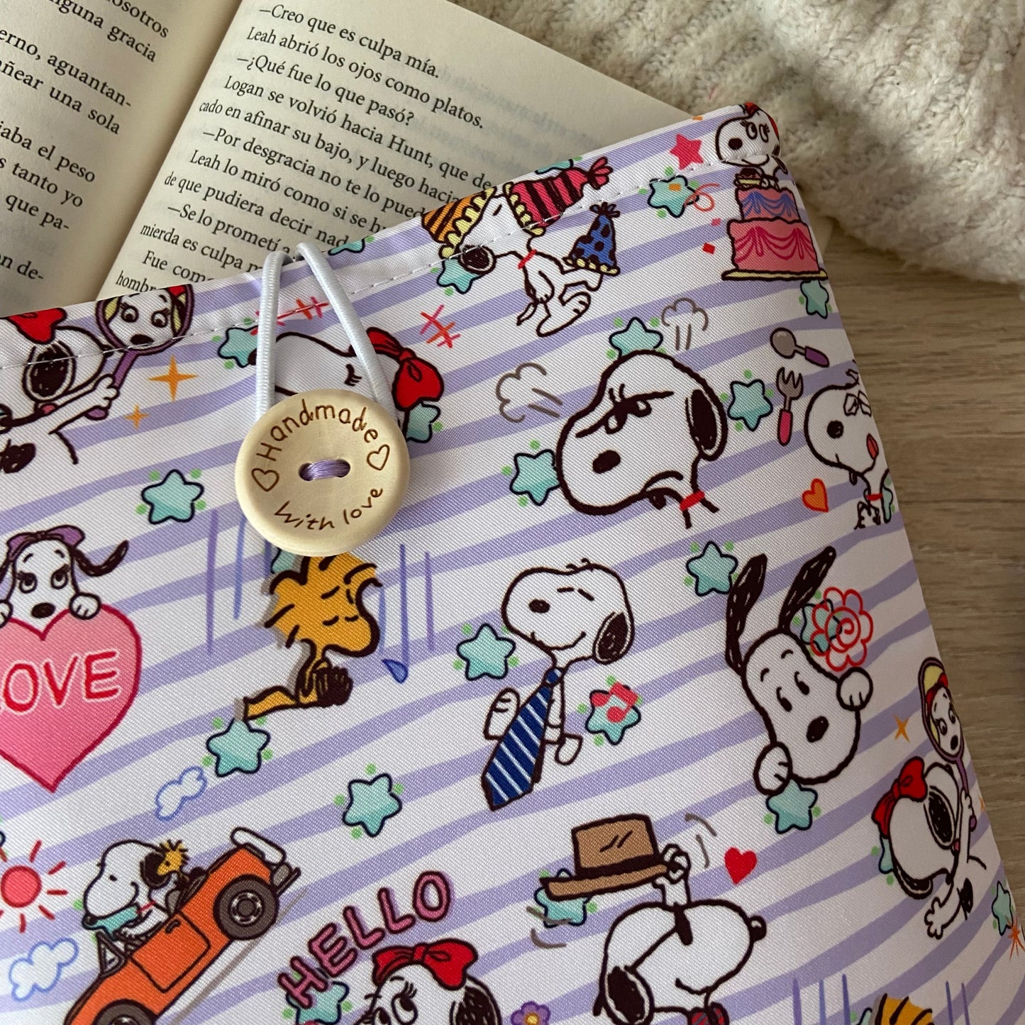 Funda literaria busy Snoopy