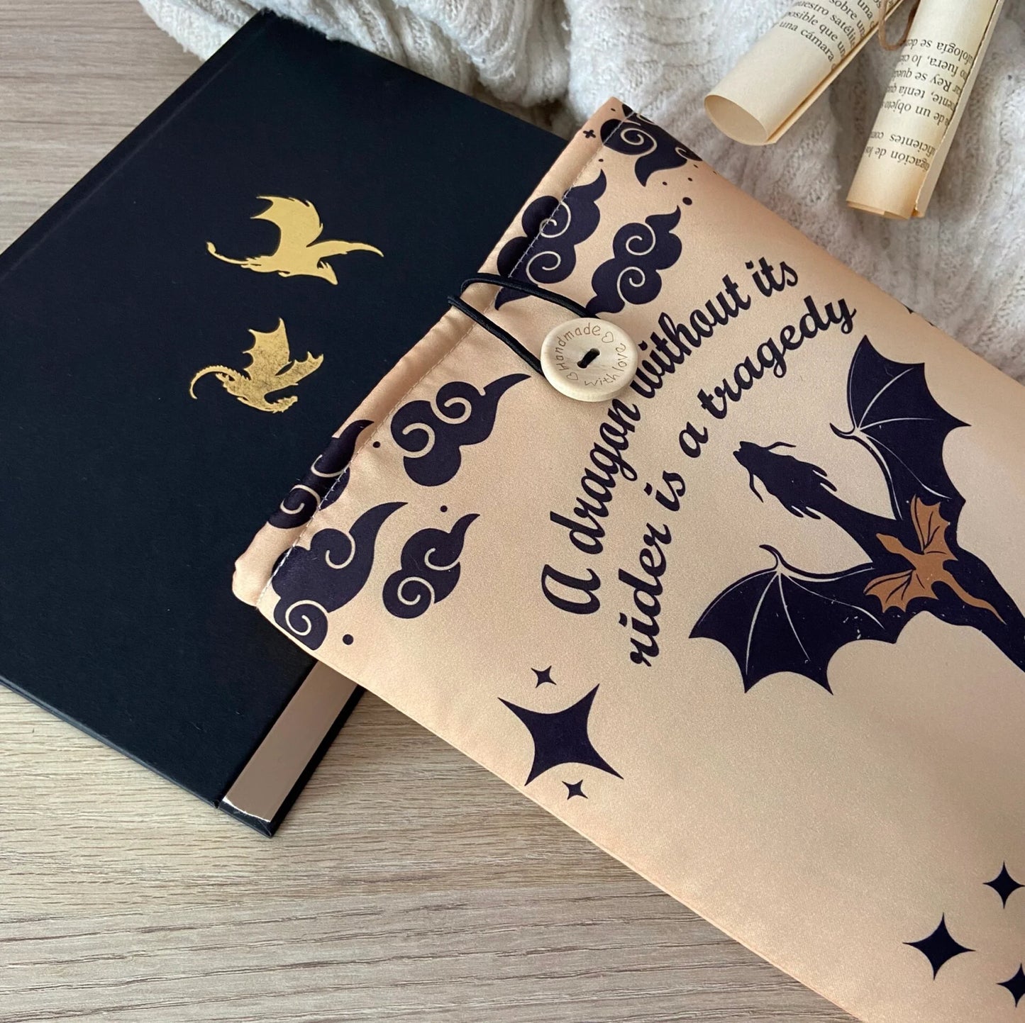 Funda literaria Alas de sangre