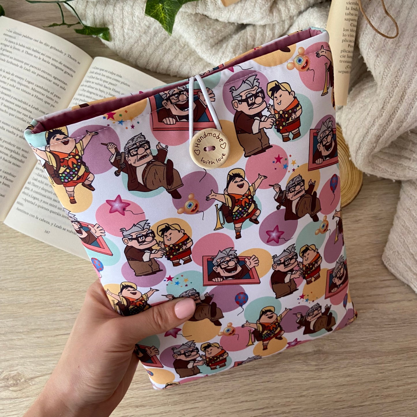 Funda literaria UP Disney