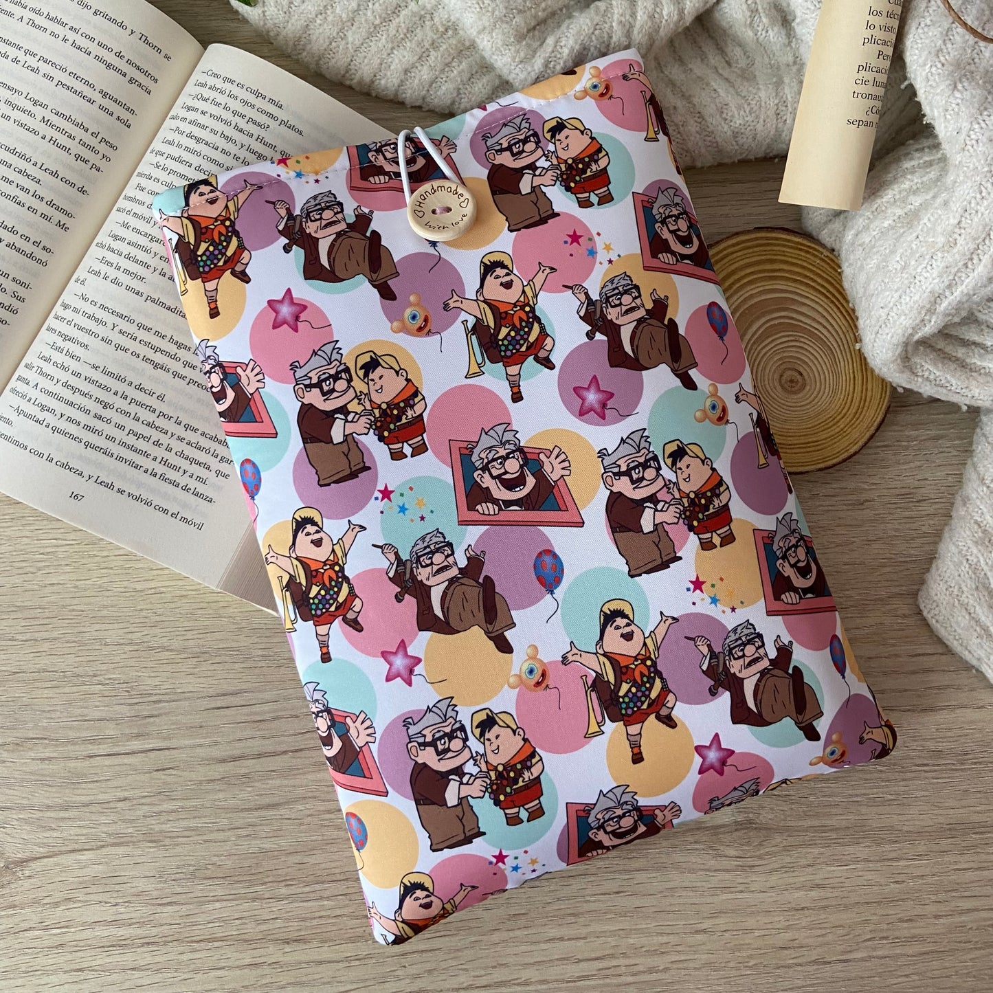 Funda literaria UP Disney