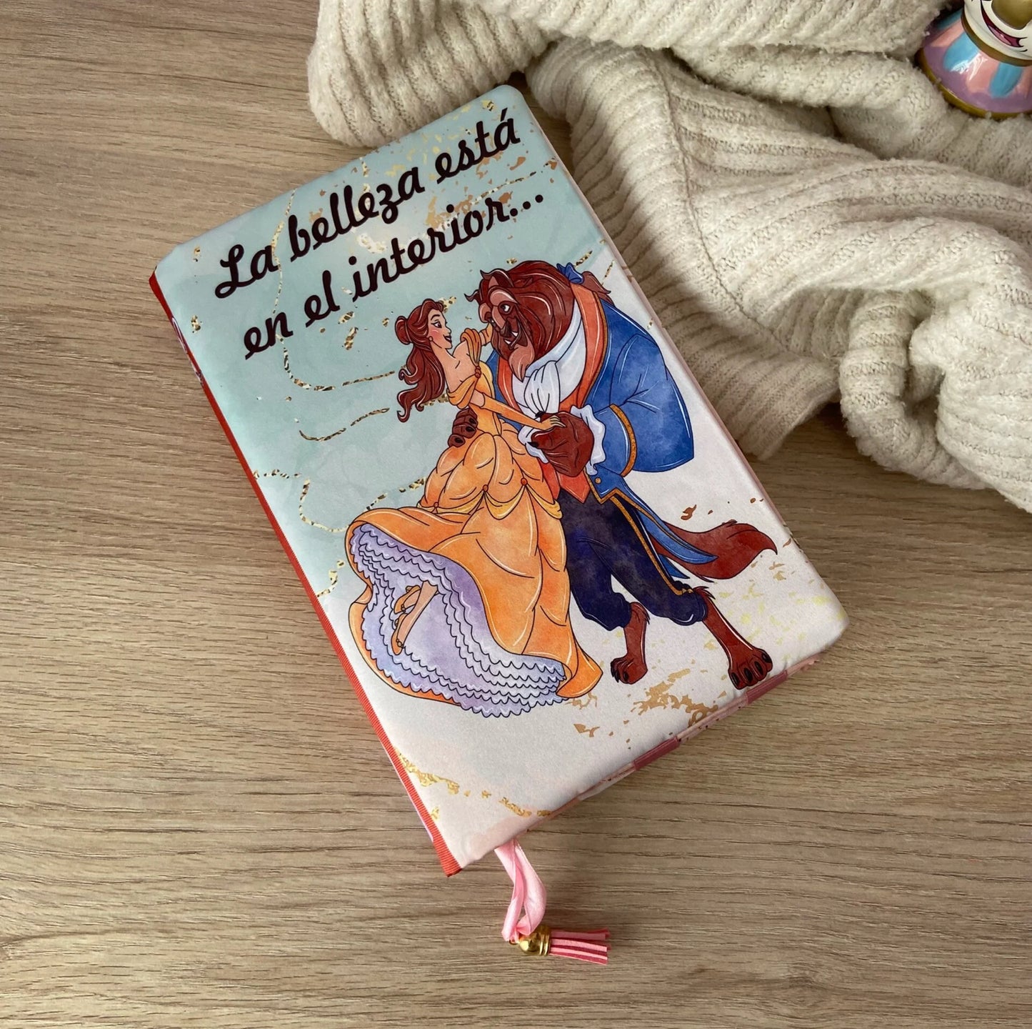 Funda ajustable Bella y Bestia