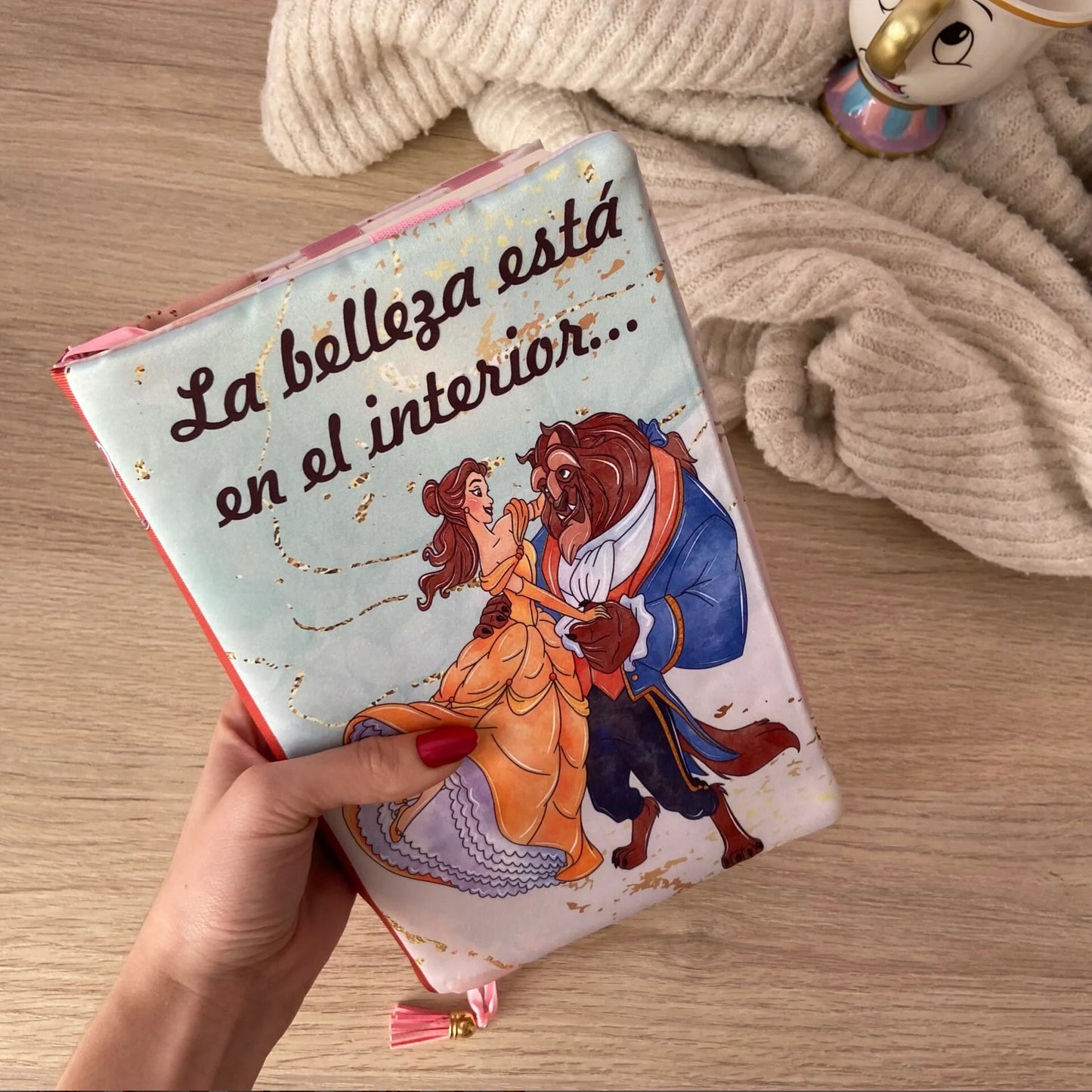 Funda ajustable Bella y Bestia