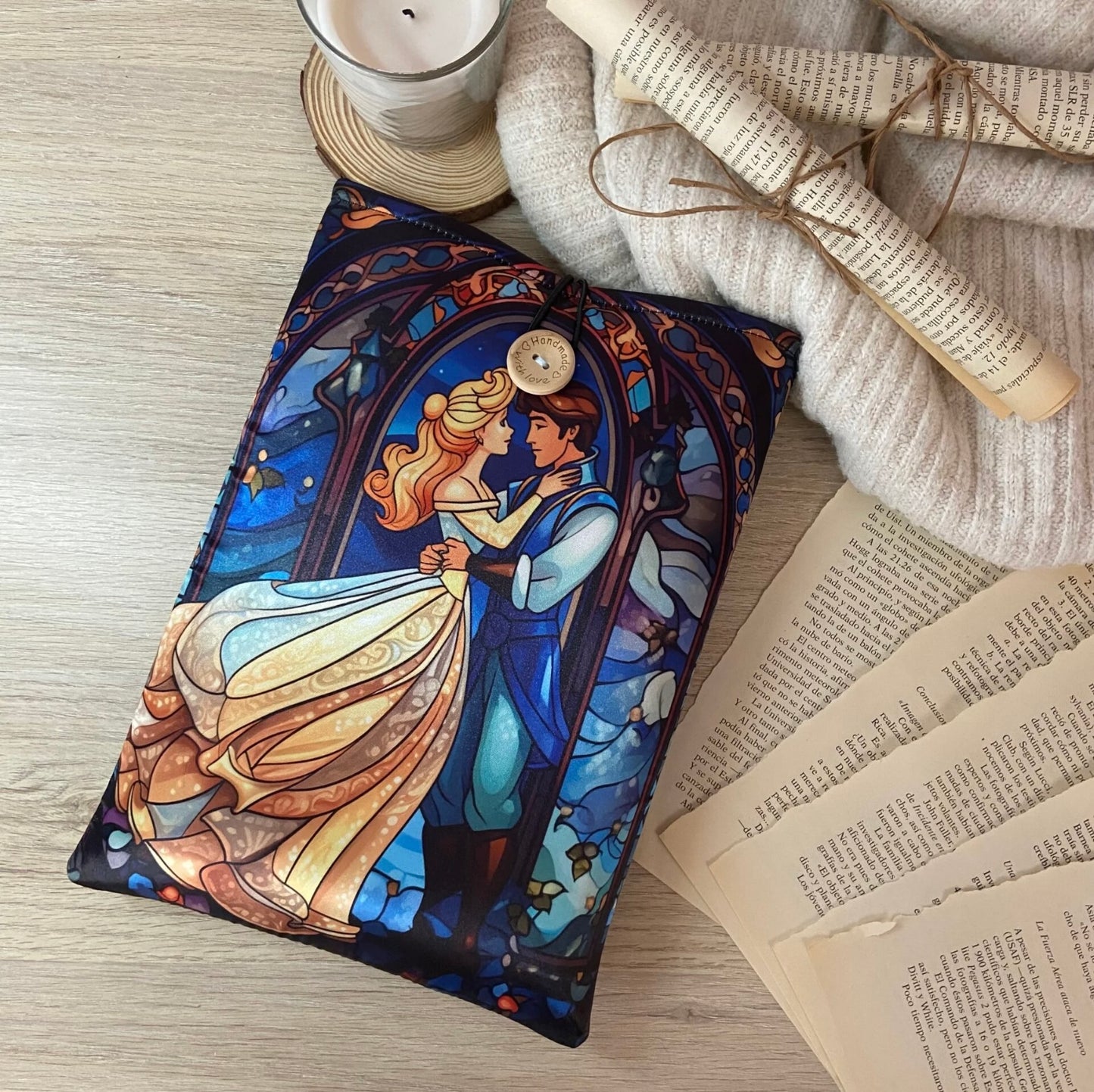 Funda literaria Cenicienta en su castillo