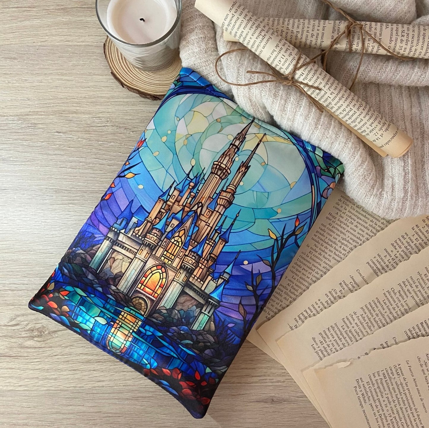 Funda literaria Cenicienta en su castillo