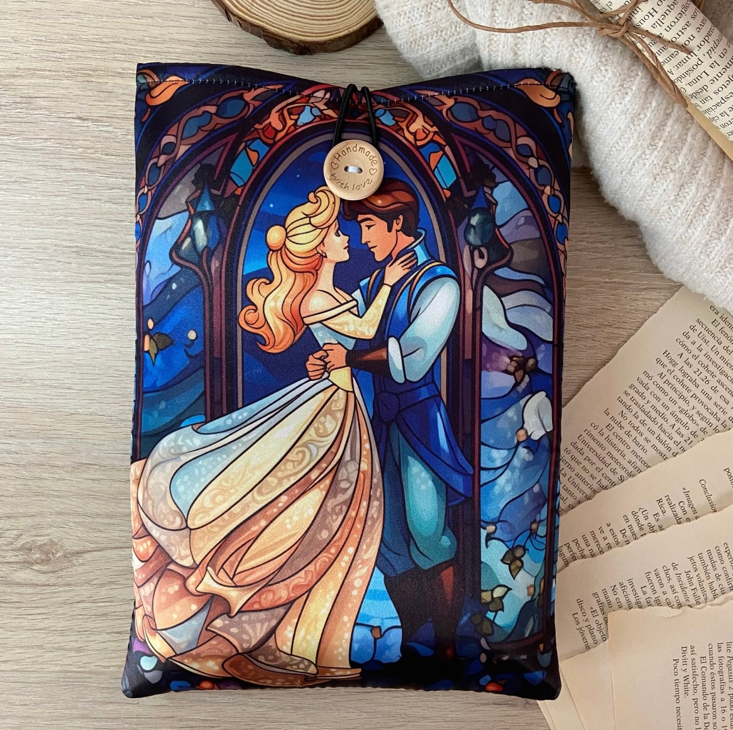 Funda literaria Cenicienta en su castillo