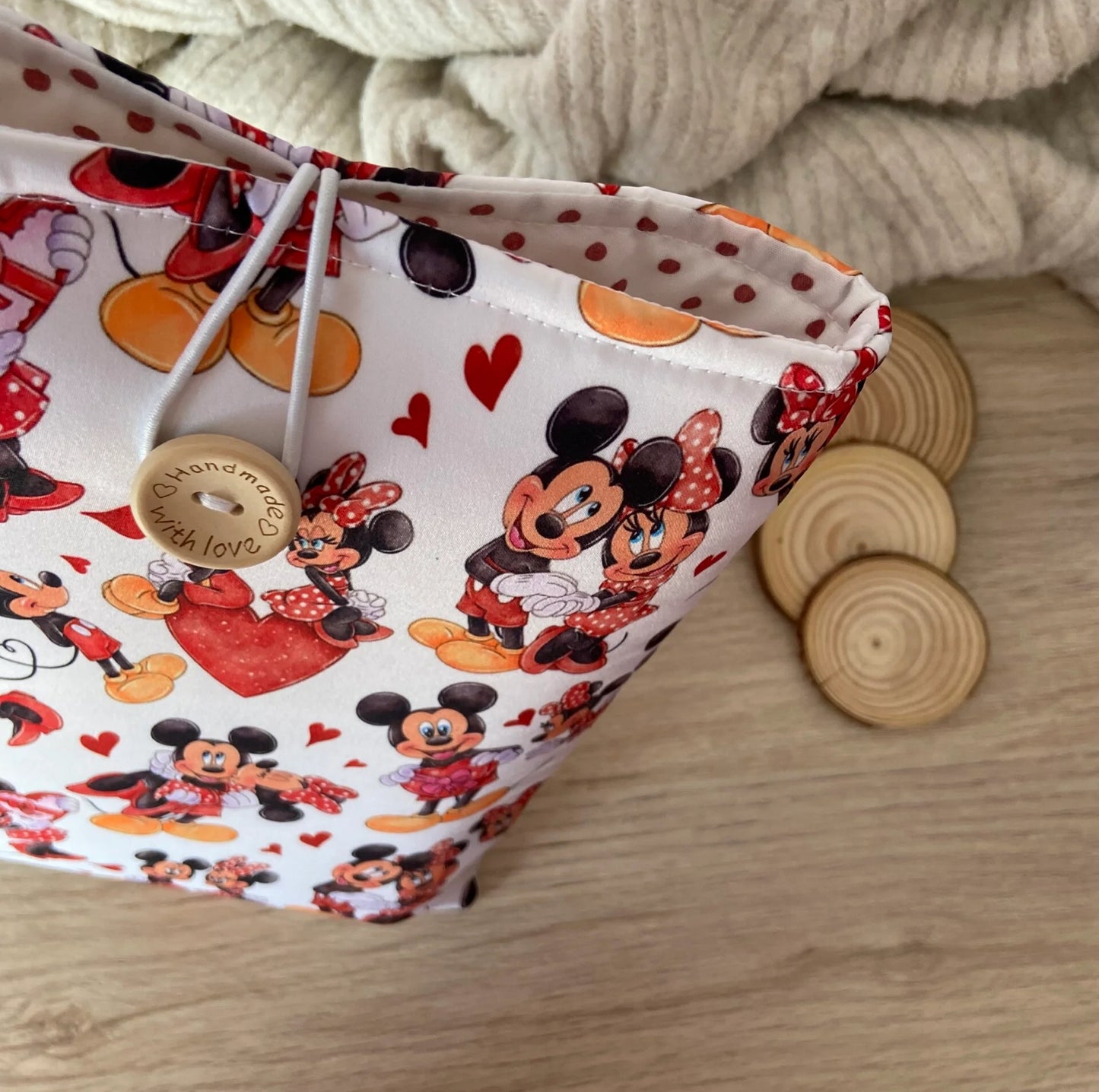 Funda literaria Minnie y Mickey enamorados